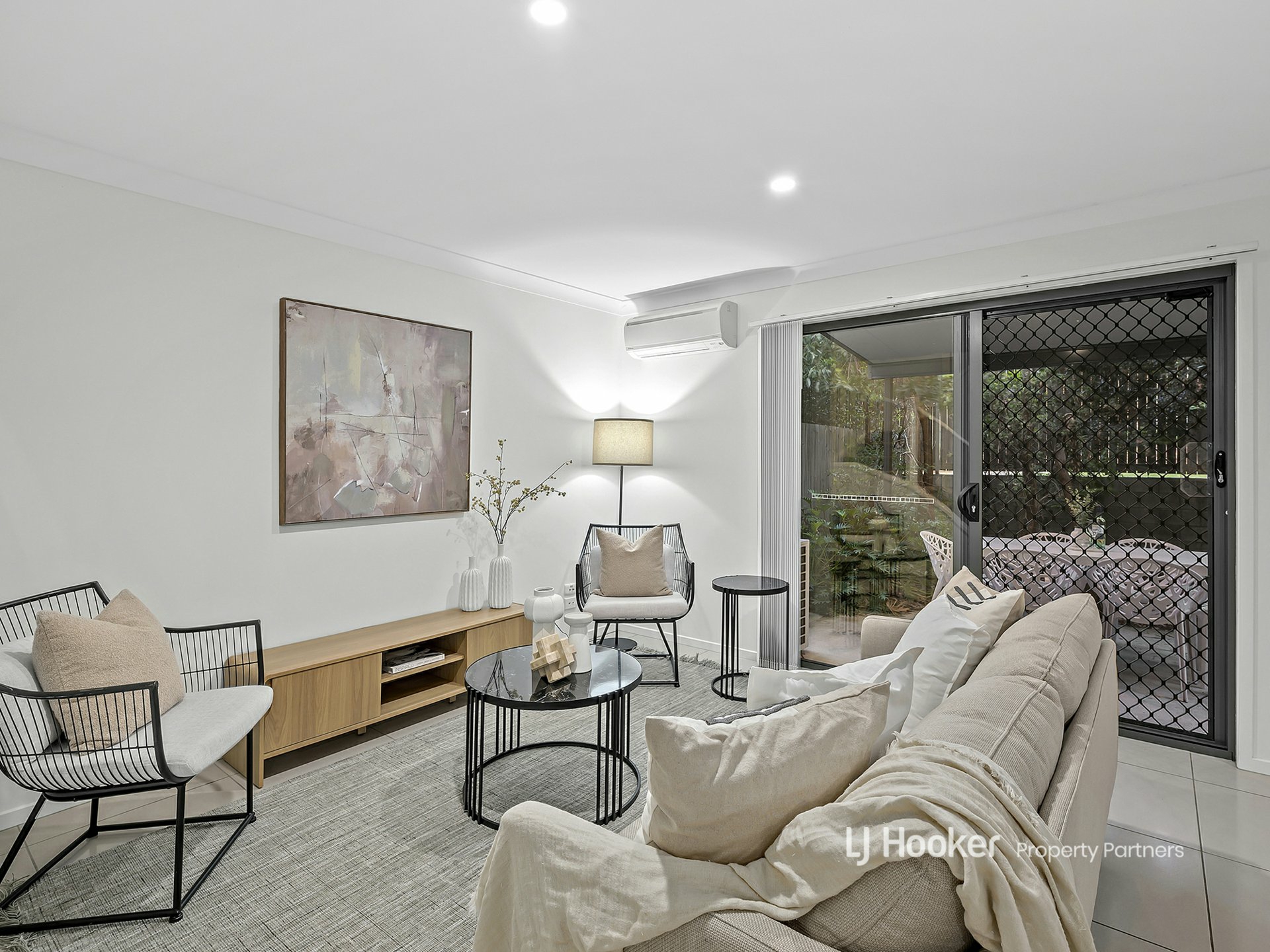 23/109 Dalmeny Street — photo 6 of 17