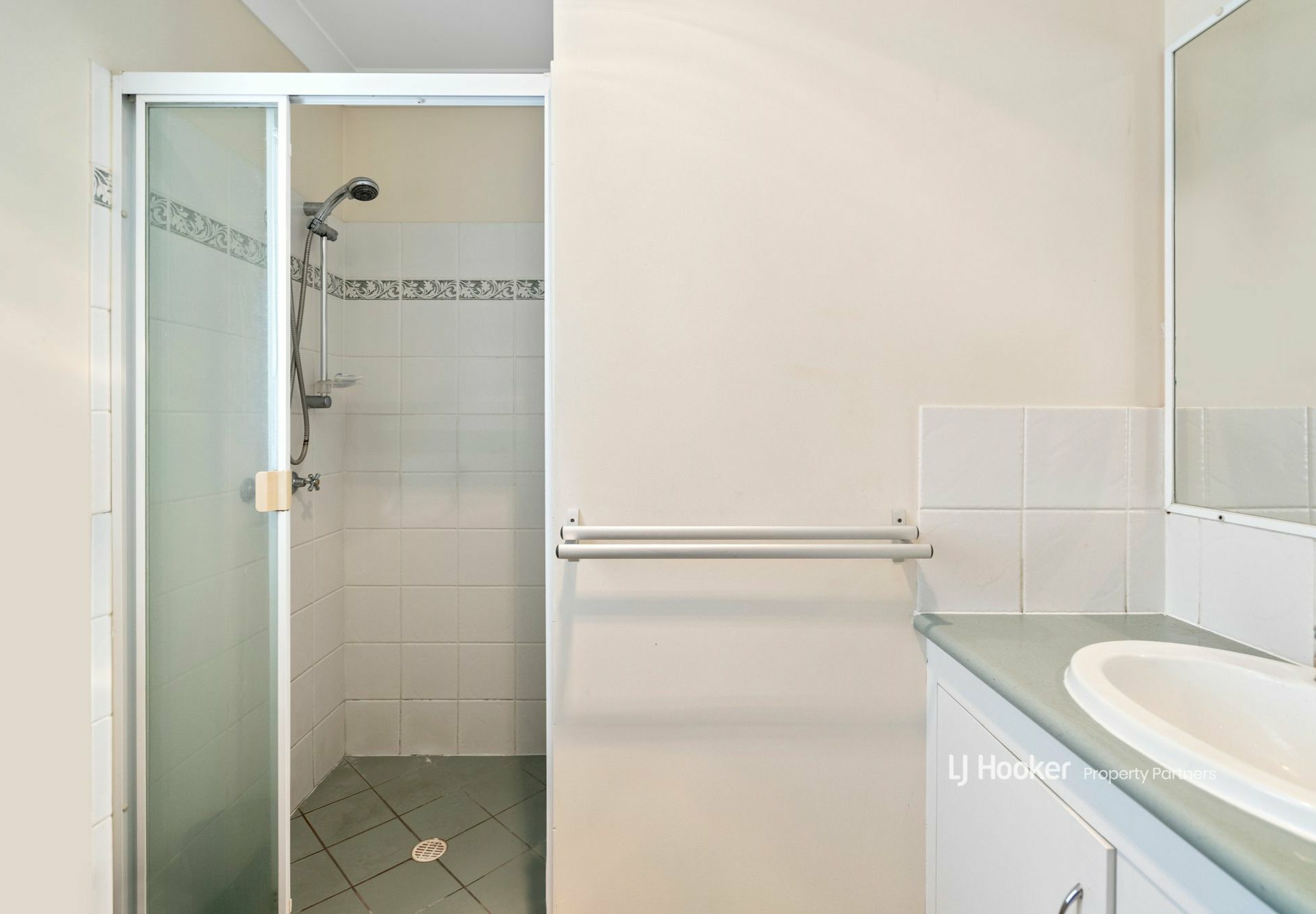 2/160 Chesterfield Crescent, KURABY