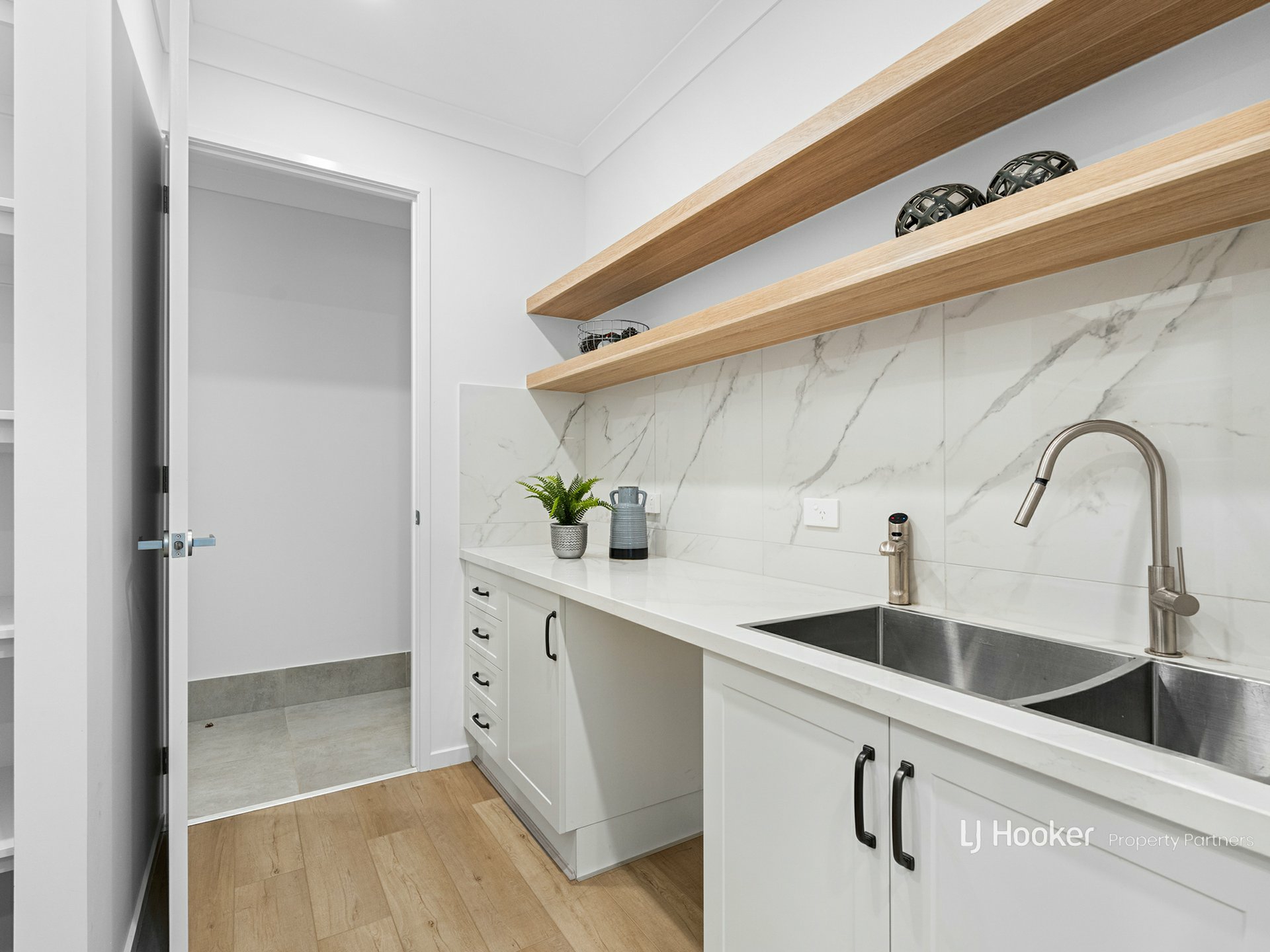 69 Fenwick Crescent, ALGESTER