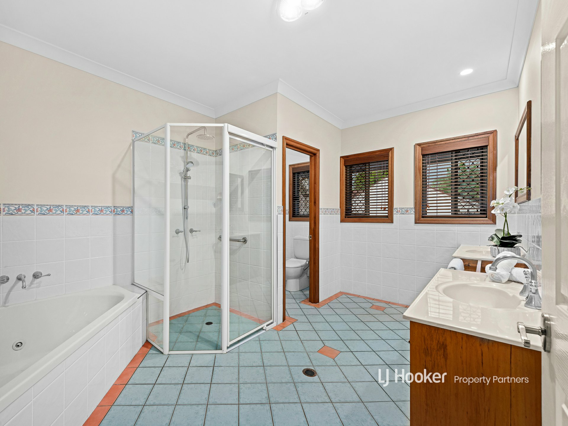 112 Bleasby Road, EIGHT MILE PLAINS