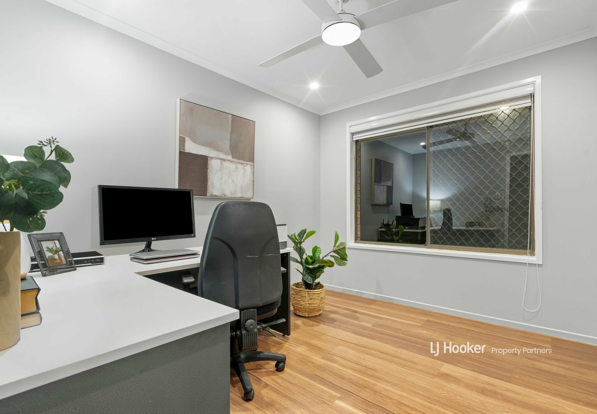 44 Coleman Crescent, SPRINGWOOD