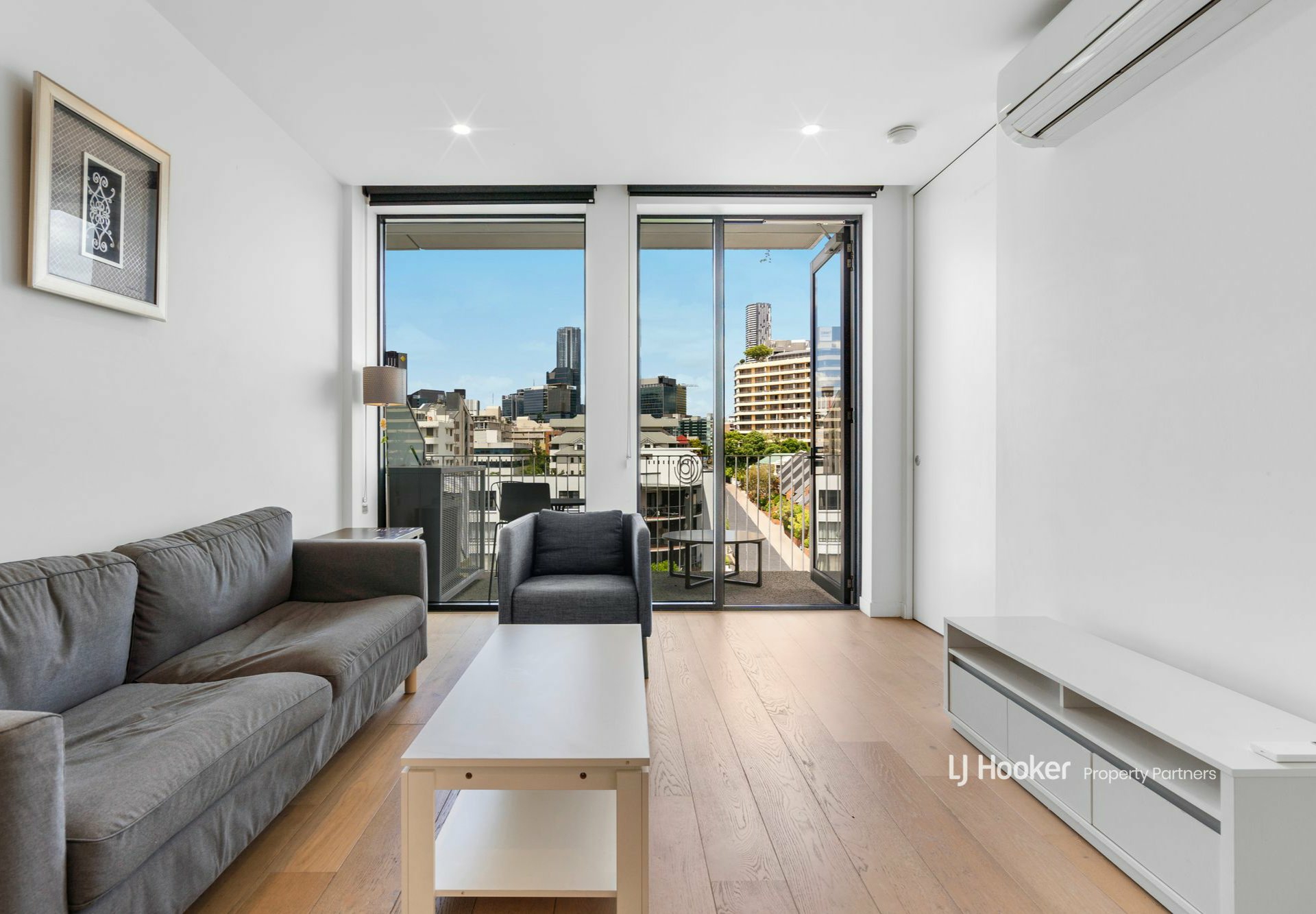 919/477 Boundary Street, SPRING HILL