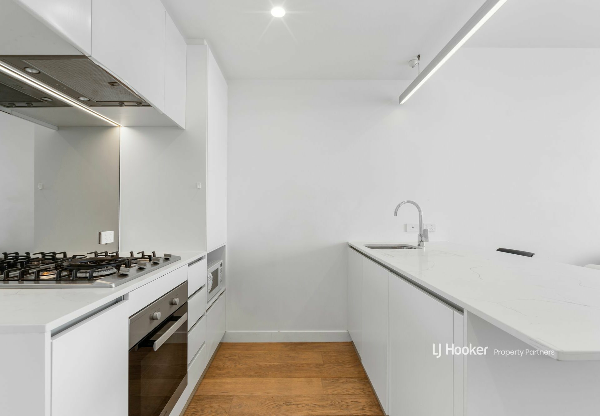 919/477 Boundary Street, SPRING HILL