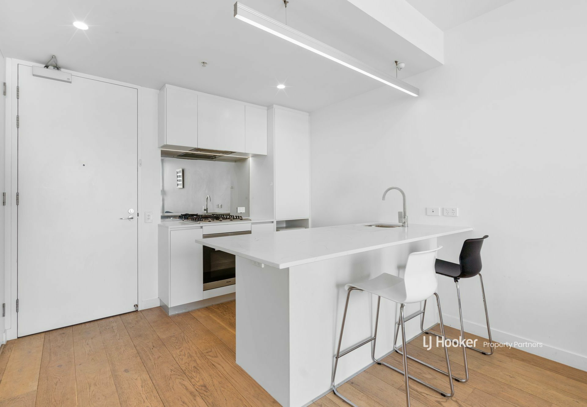 919/477 Boundary Street, SPRING HILL