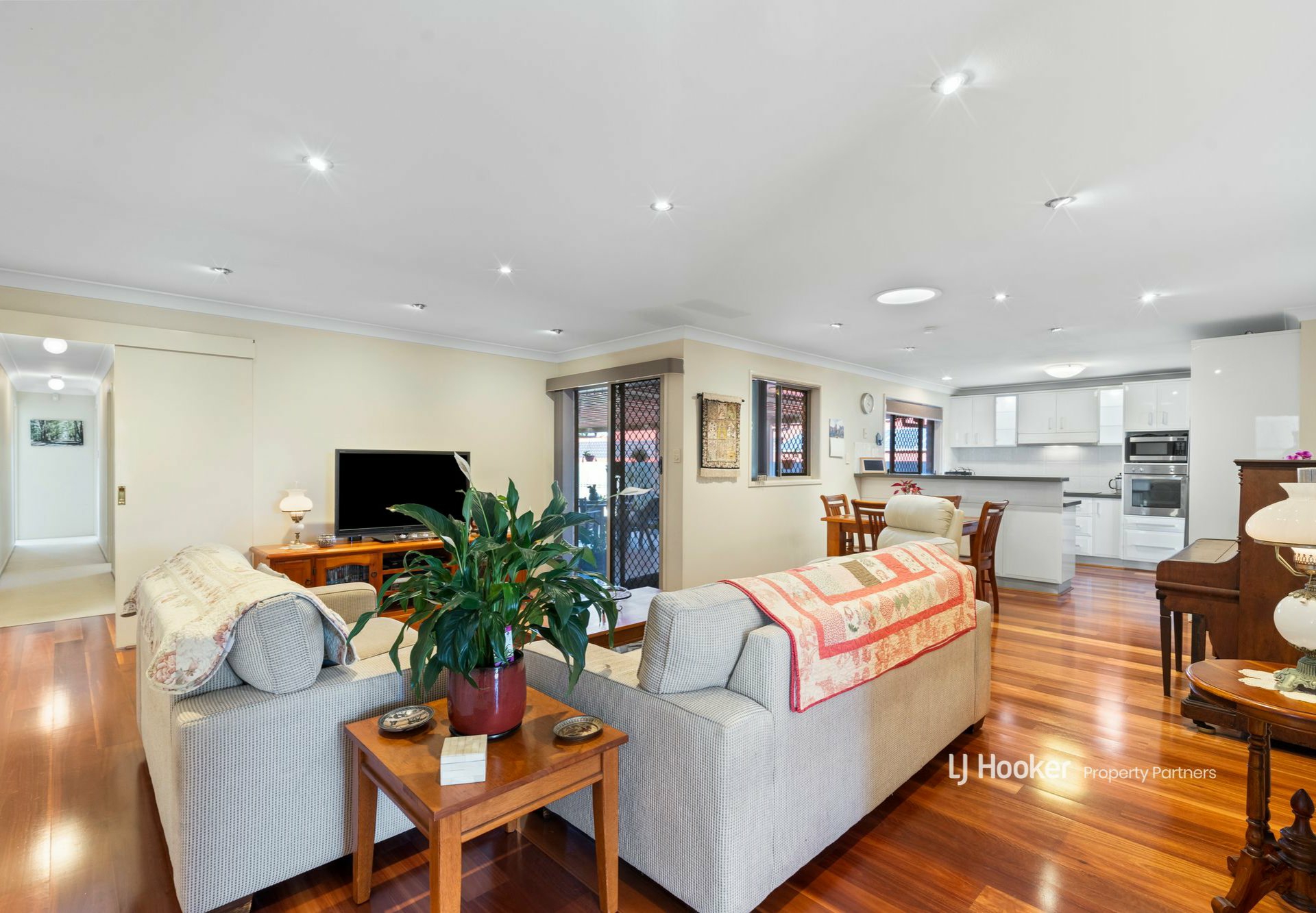 22 Lindstrom Court, RUNCORN