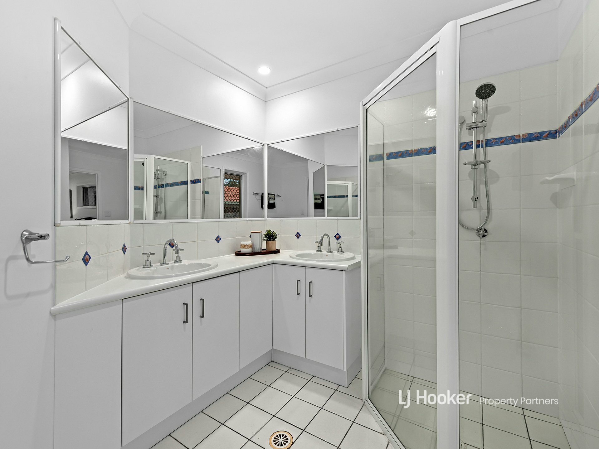 28 Bellflower Place, CALAMVALE