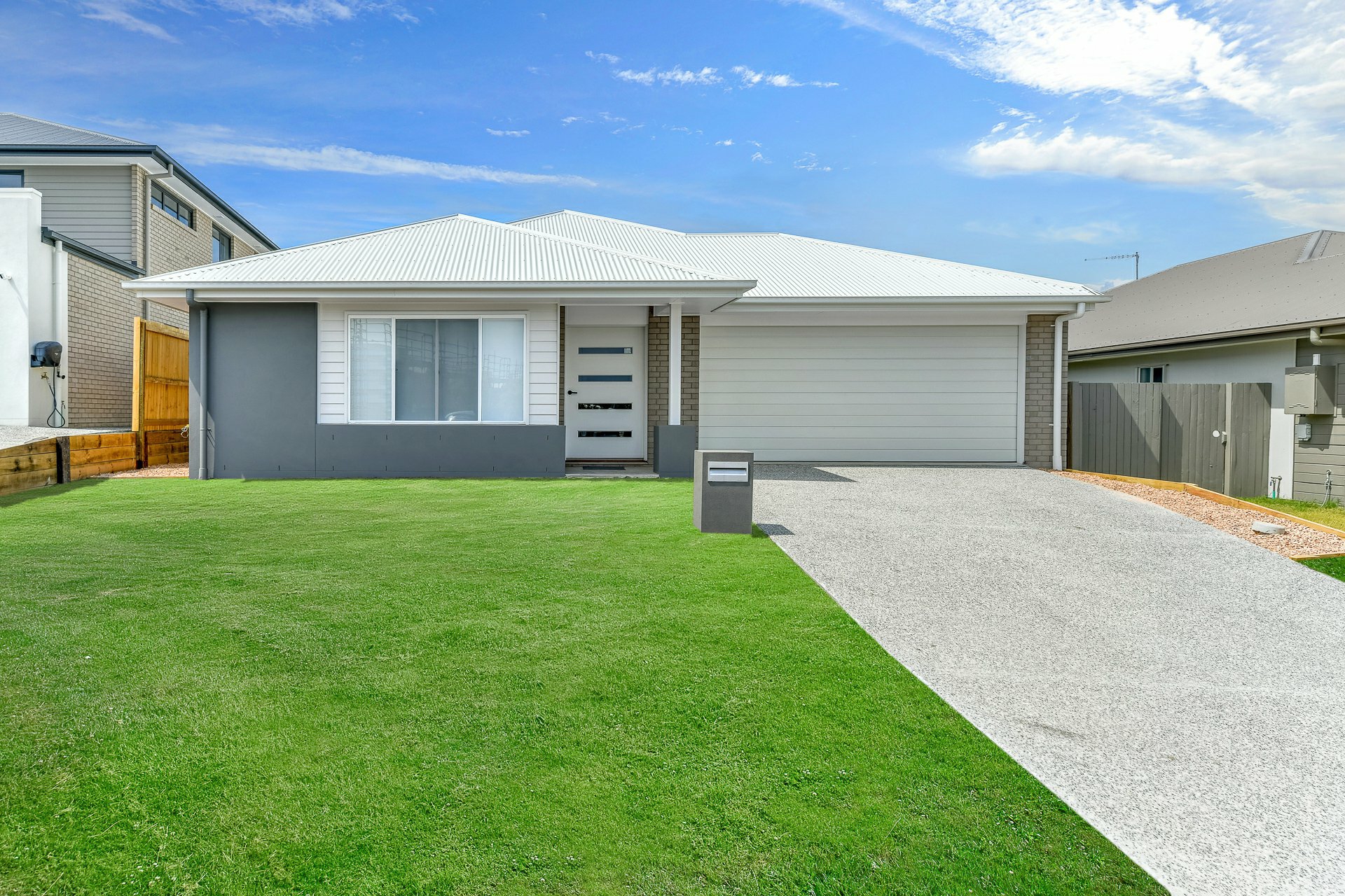 16 Cosmos Place, FLAGSTONE
