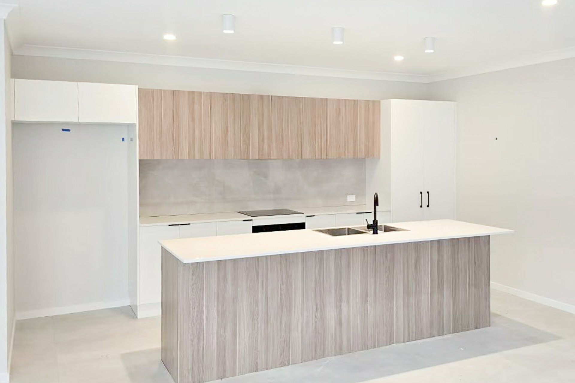 16 Cosmos Place, FLAGSTONE