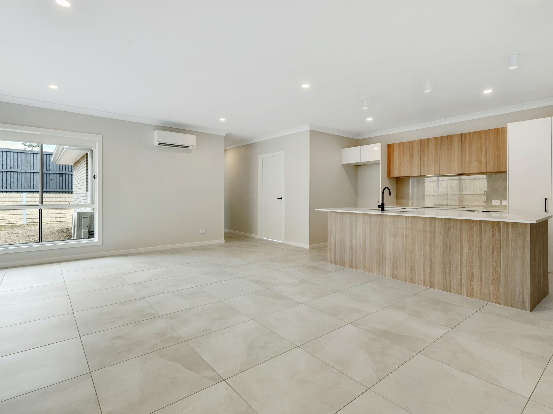 16 Cosmos Place, FLAGSTONE