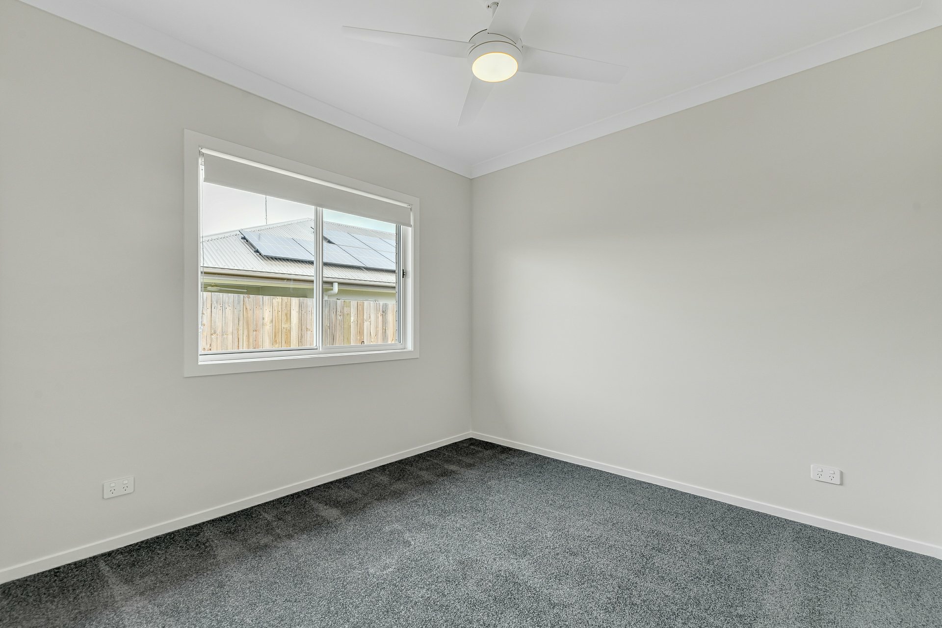 16 Cosmos Place, FLAGSTONE