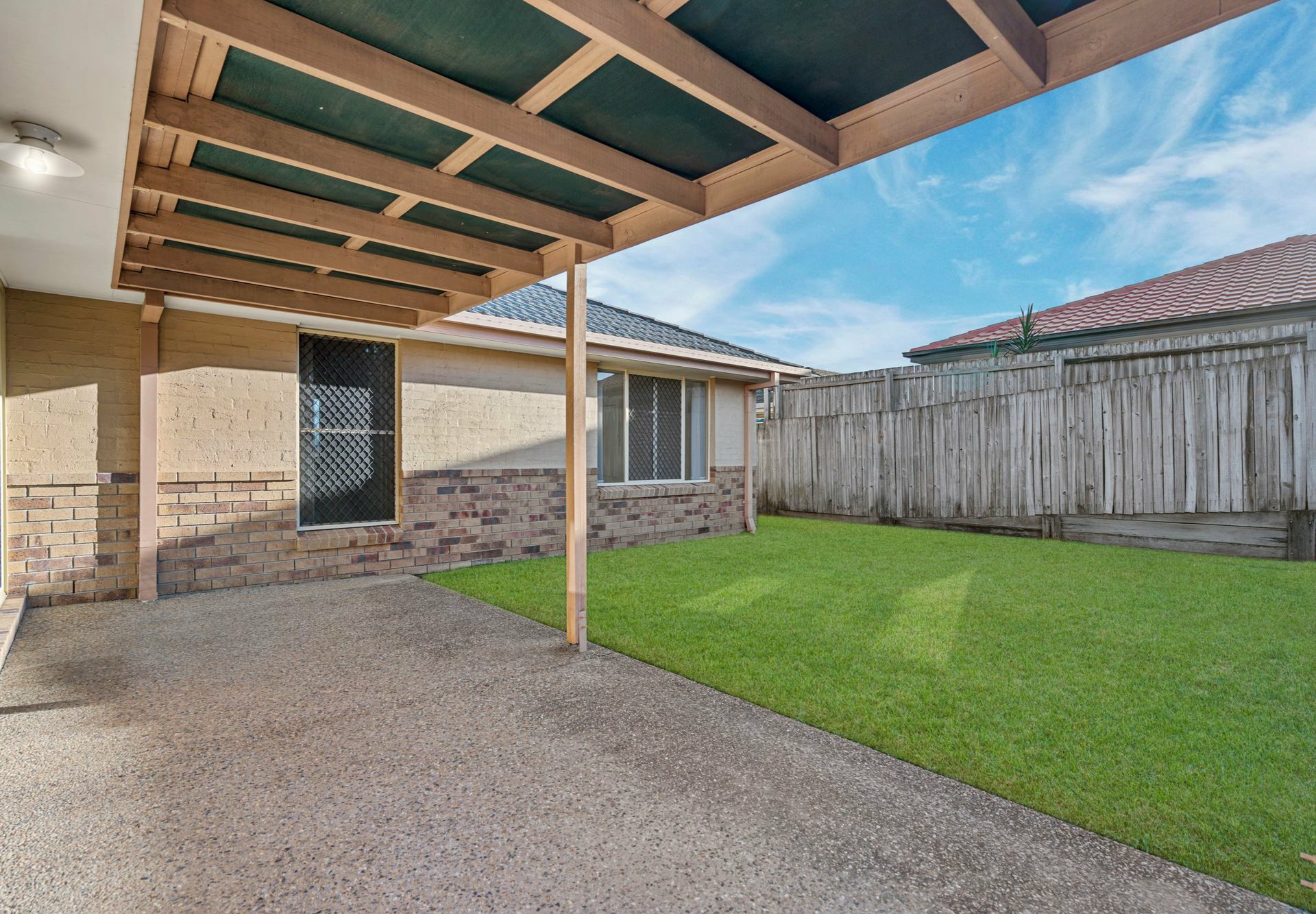 29 Newland Crescent, PARKINSON