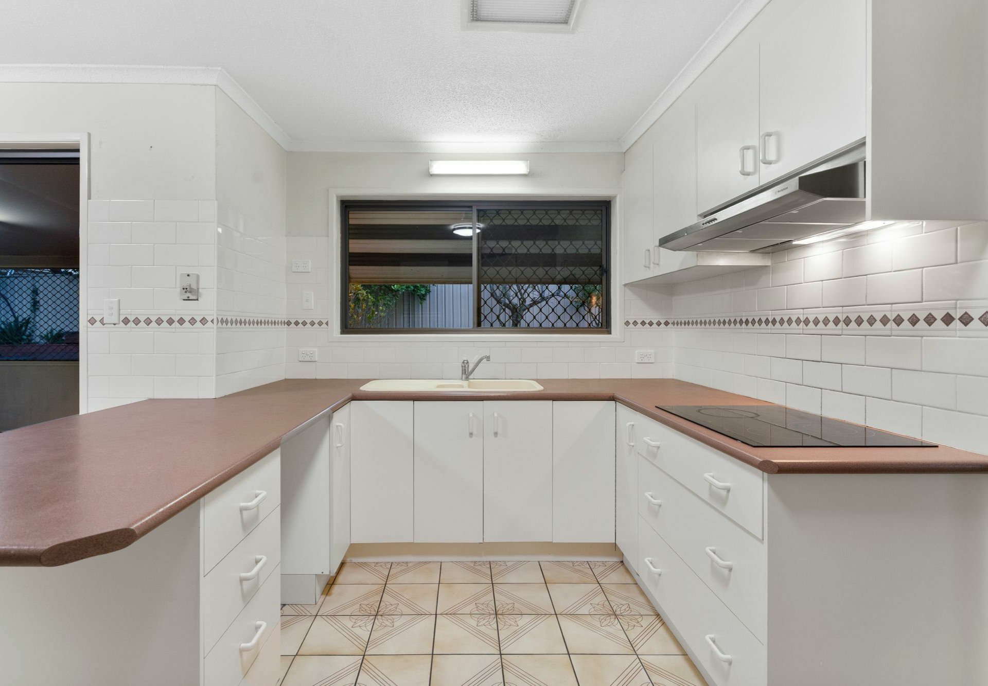 10 Genoa Street, MACGREGOR