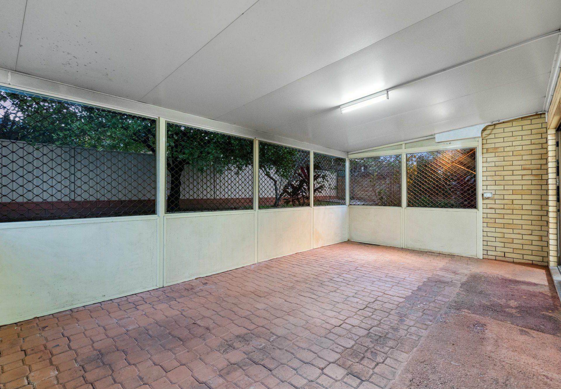 10 Genoa Street, MACGREGOR