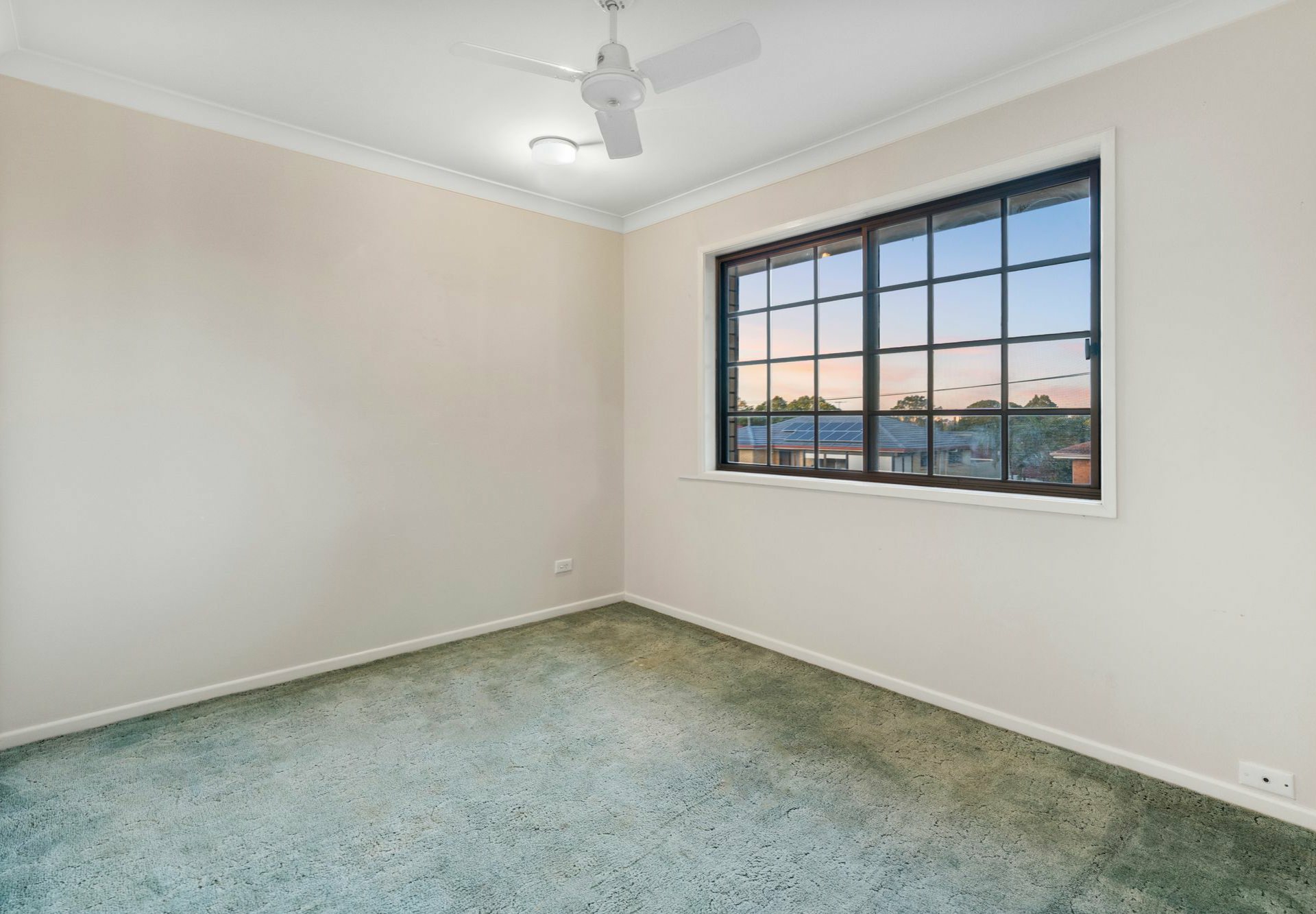 10 Genoa Street, MACGREGOR