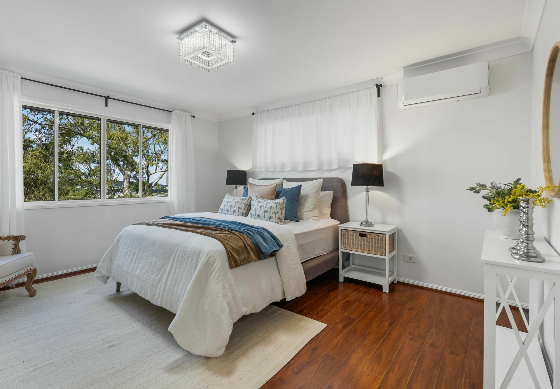 5 Outlook Place, KURABY