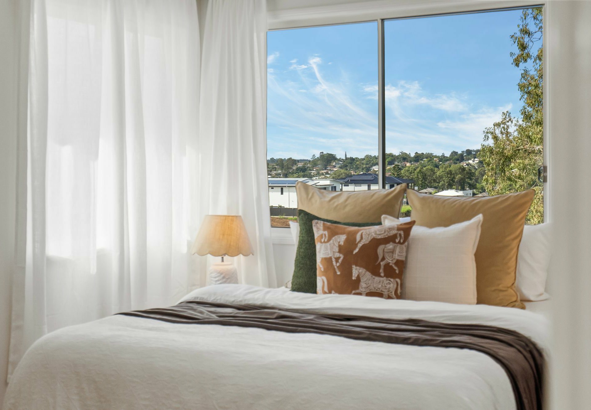 5 Outlook Place, KURABY