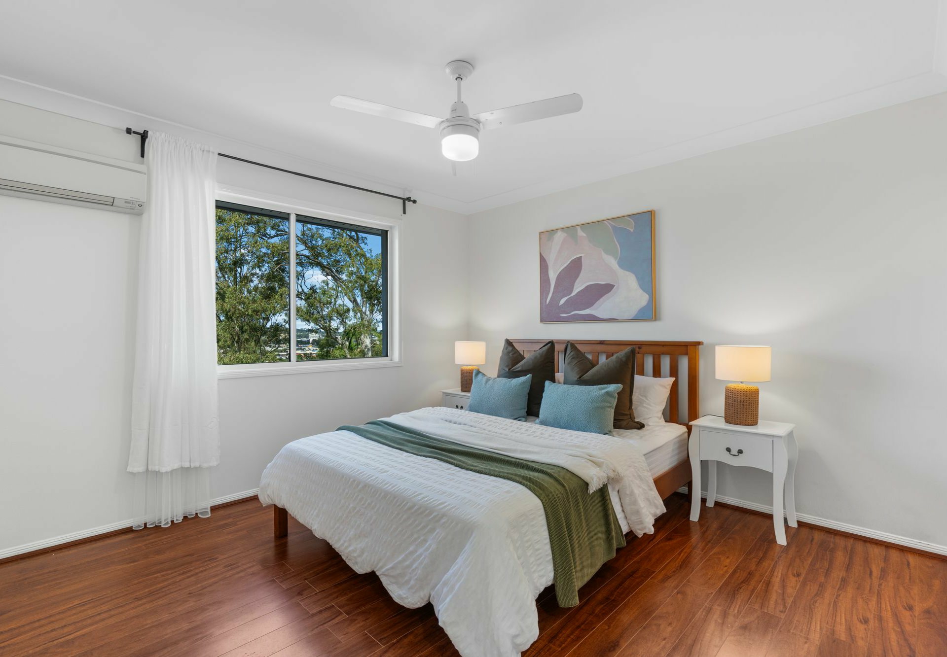 5 Outlook Place, KURABY