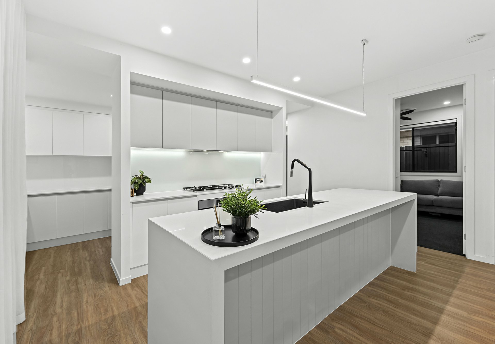 25 Livingstone Street, LOGAN RESERVE