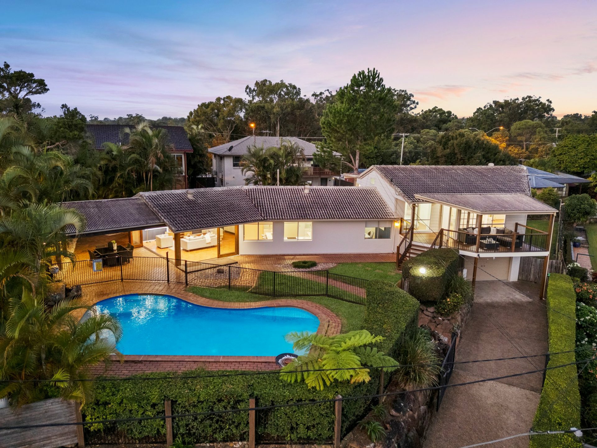 16 Cynthia Crescent, SPRINGWOOD