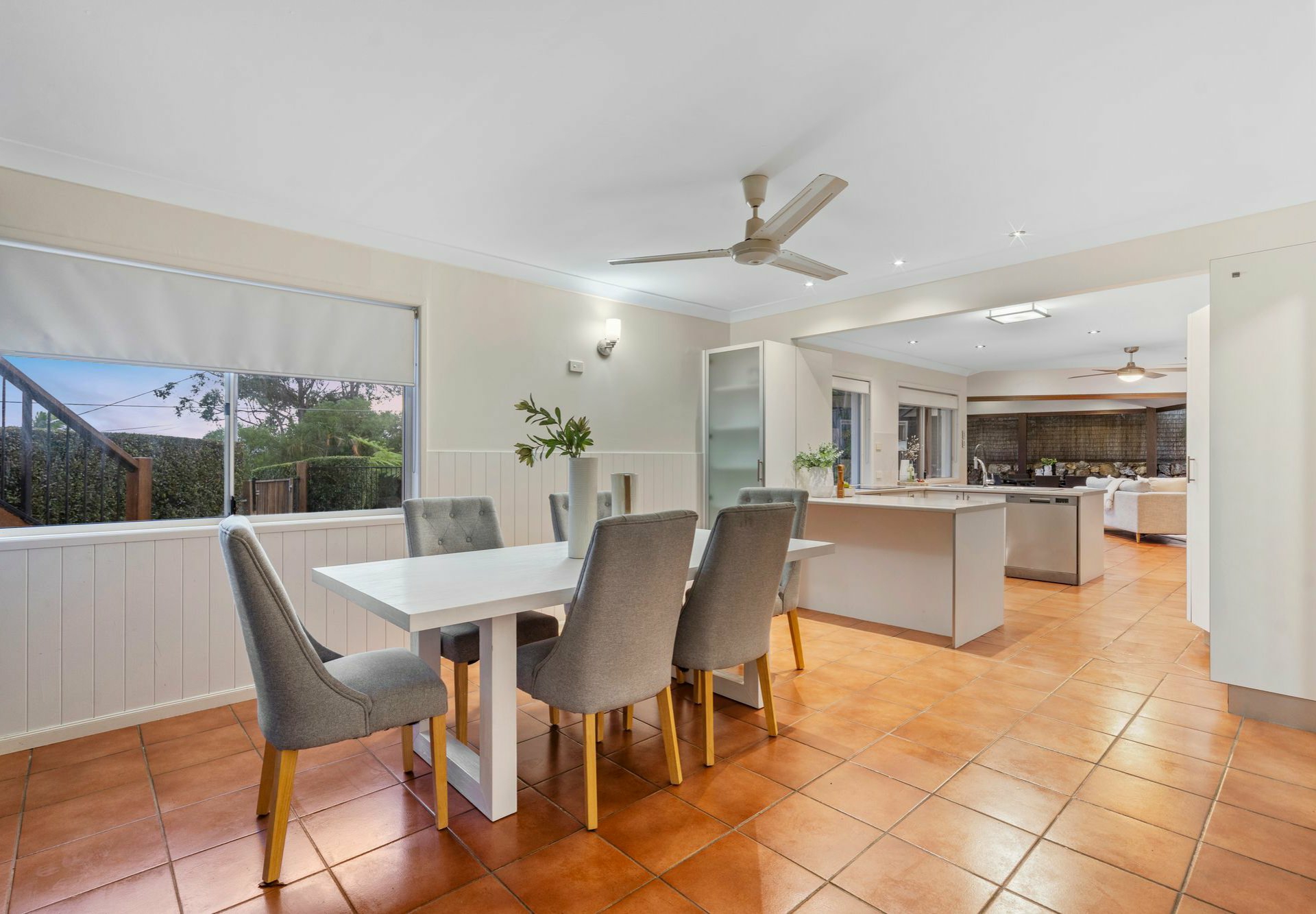 16 Cynthia Crescent, SPRINGWOOD