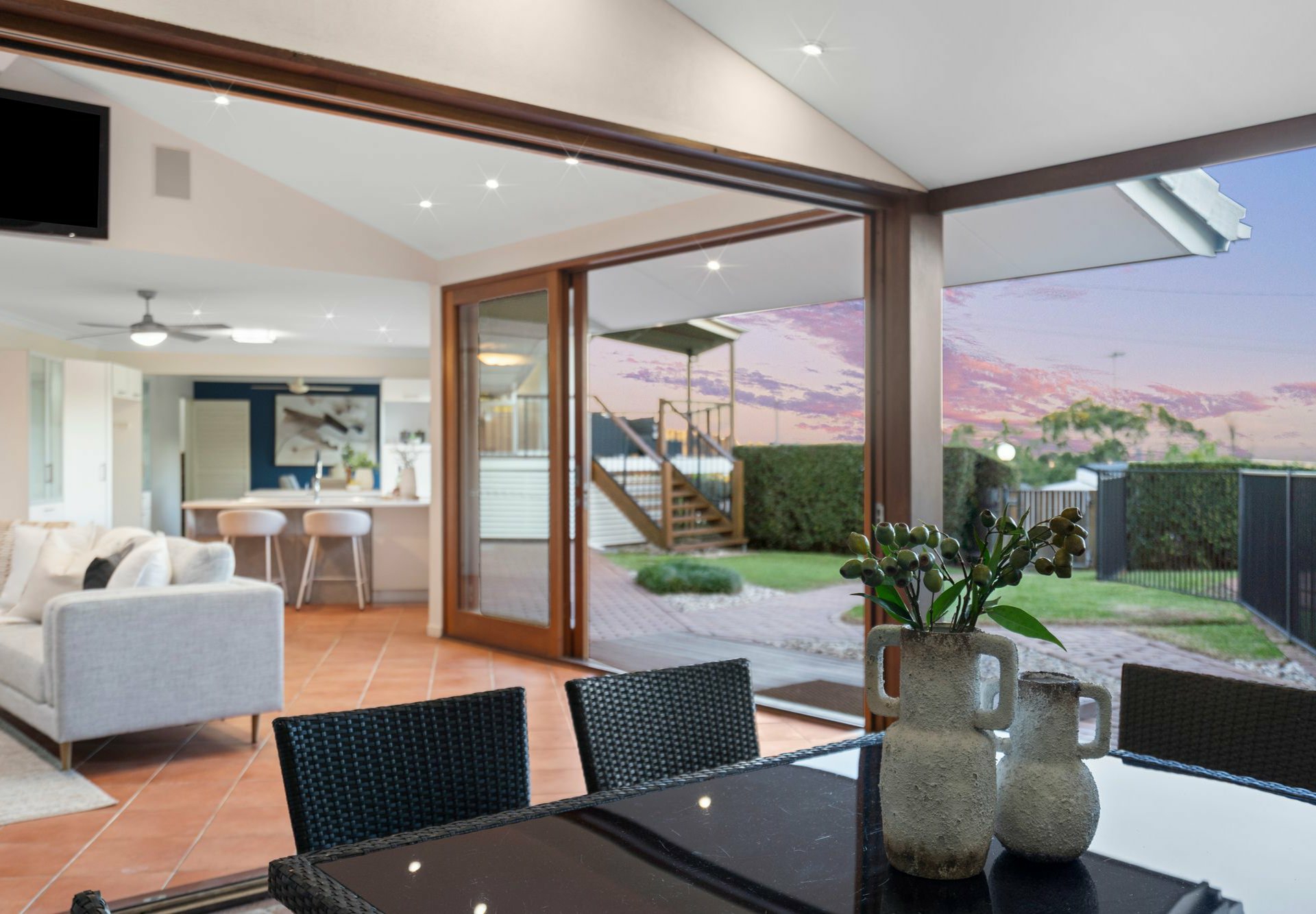 16 Cynthia Crescent, SPRINGWOOD