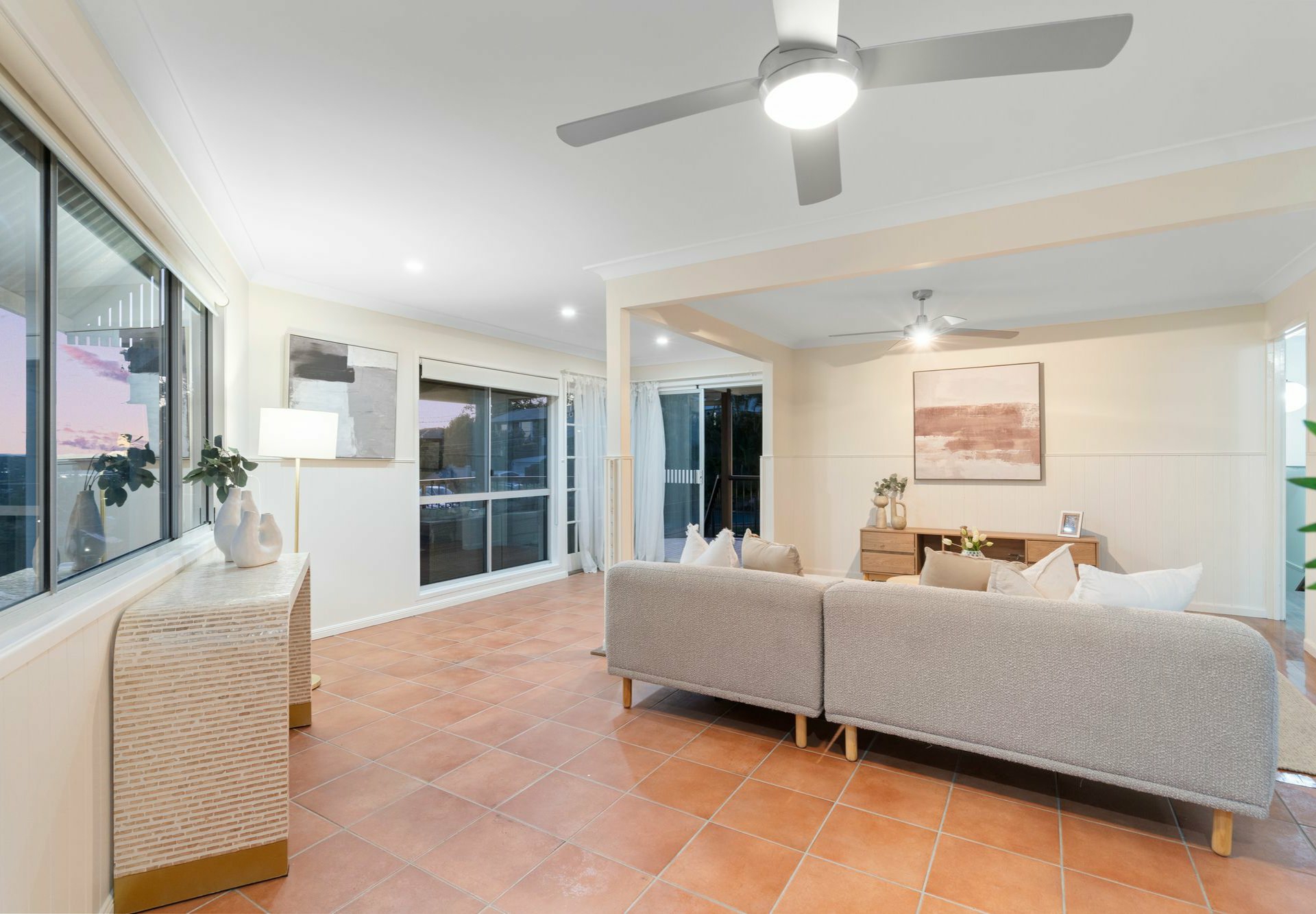 16 Cynthia Crescent, SPRINGWOOD