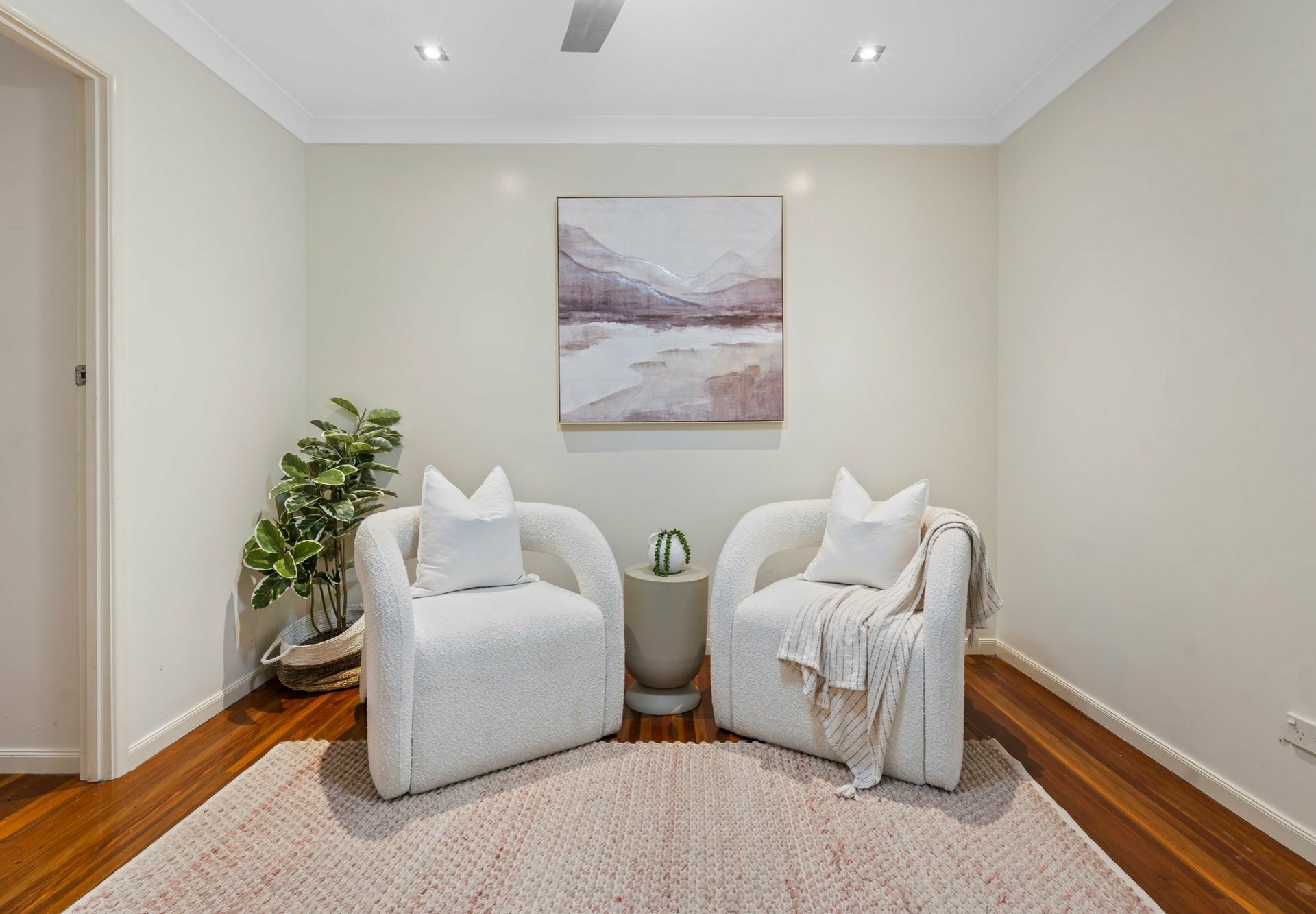 16 Cynthia Crescent, SPRINGWOOD