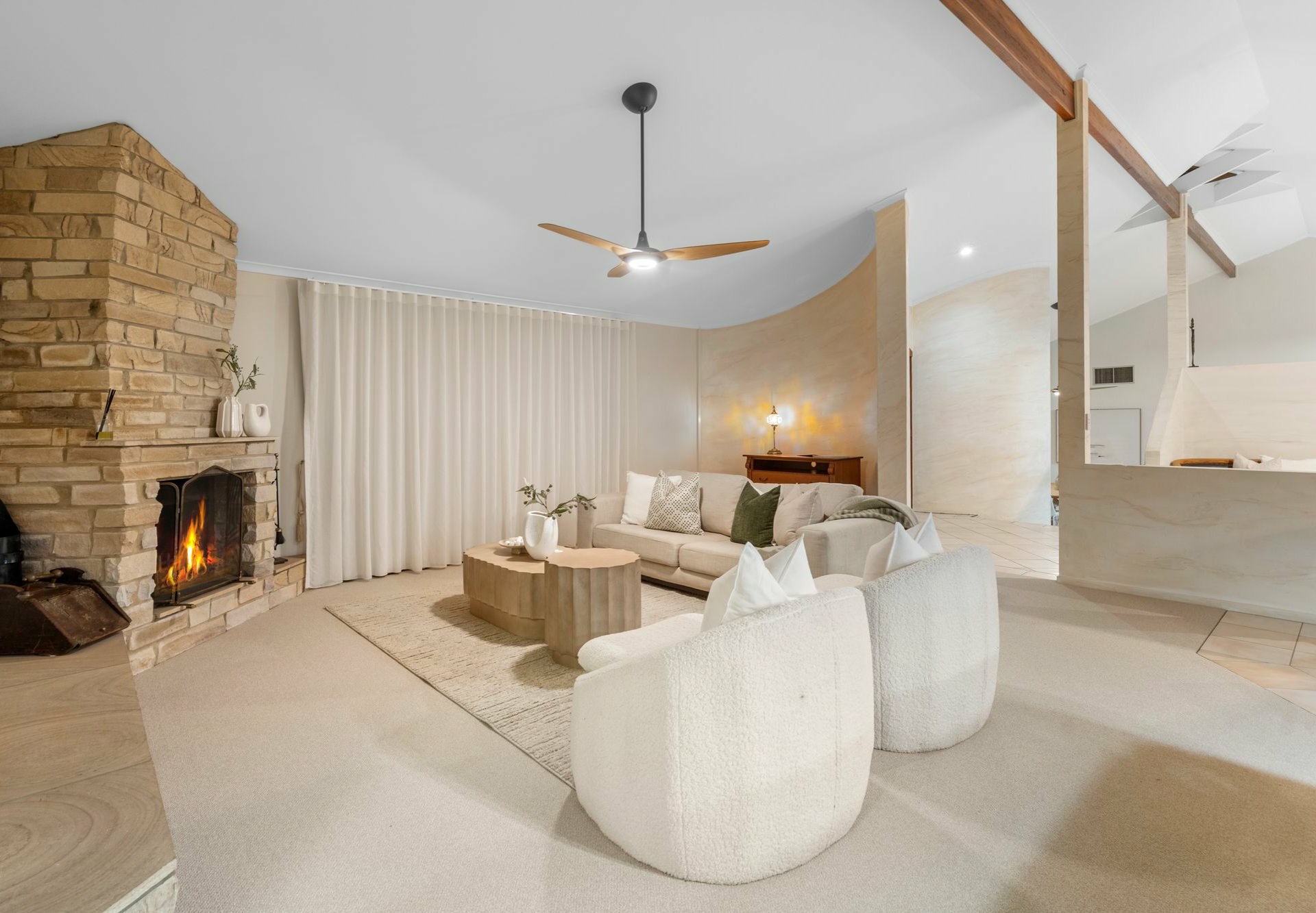 14-16 Aerie Court, SPRINGWOOD