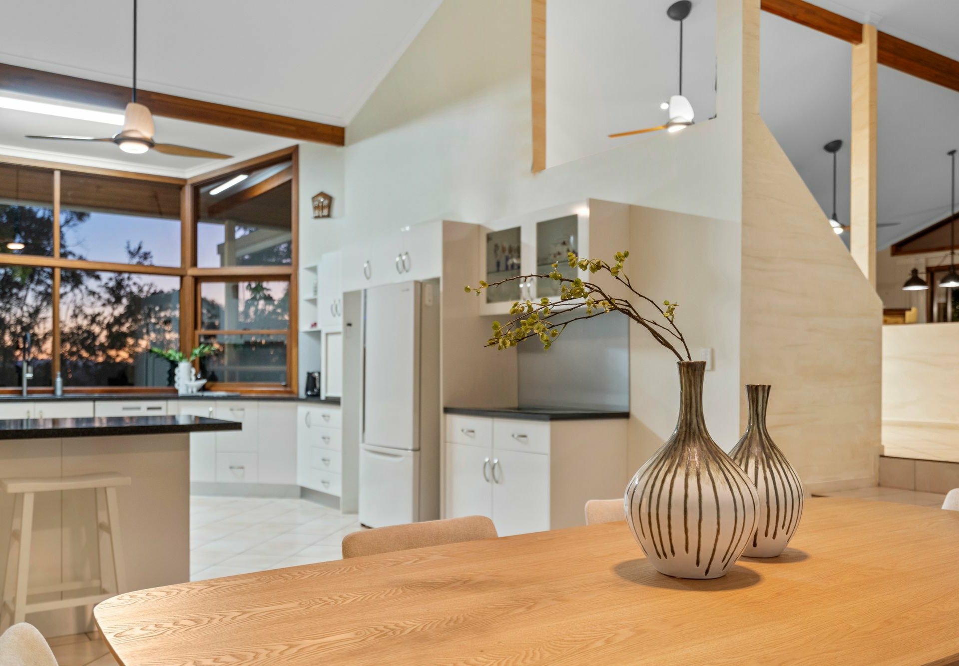 14-16 Aerie Court, SPRINGWOOD