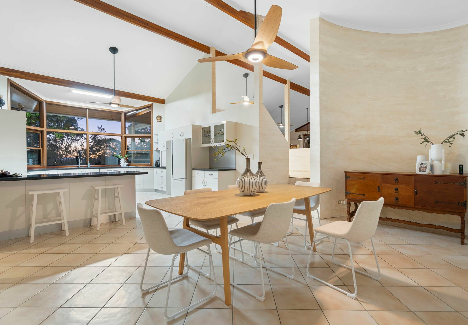 14-16 Aerie Court, SPRINGWOOD