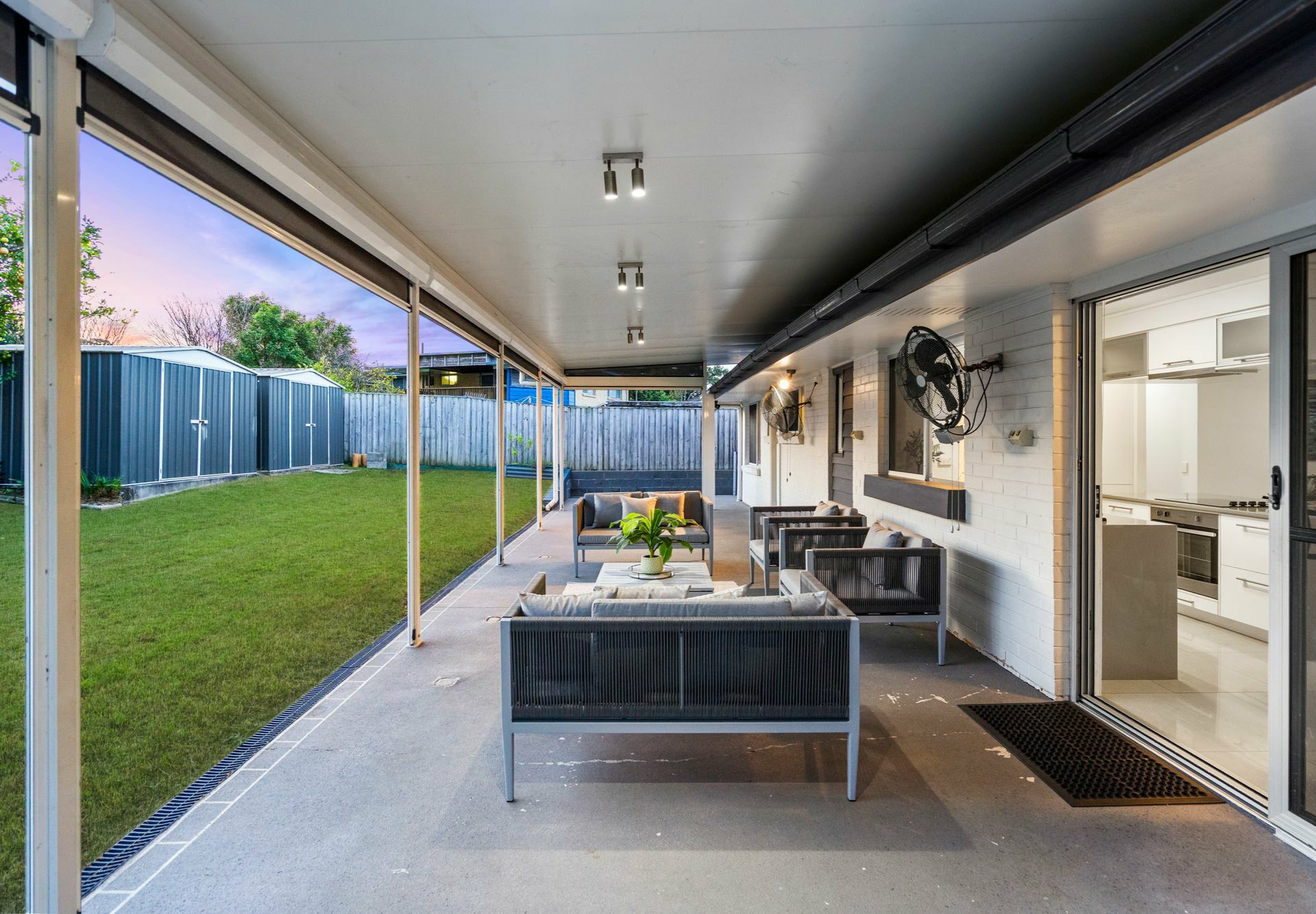 18 Bedser Street, MACGREGOR