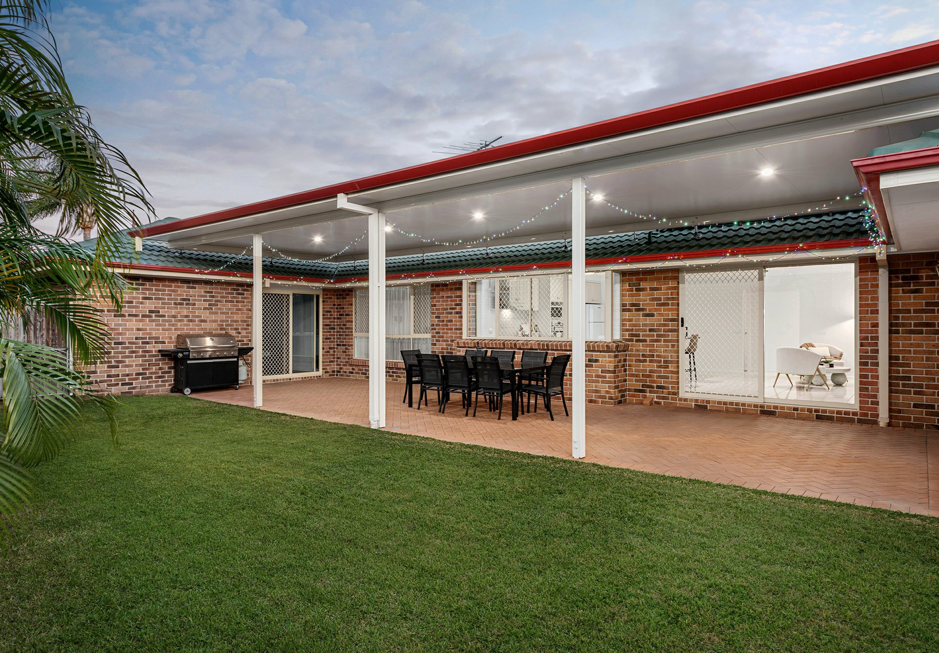 10 Kensington Place, WISHART