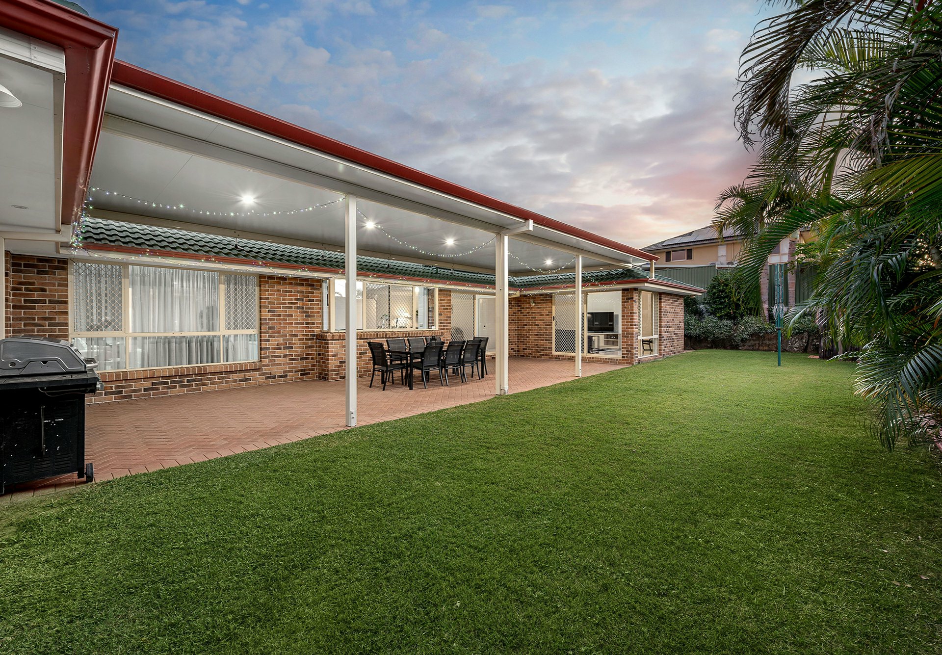 10 Kensington Place, WISHART