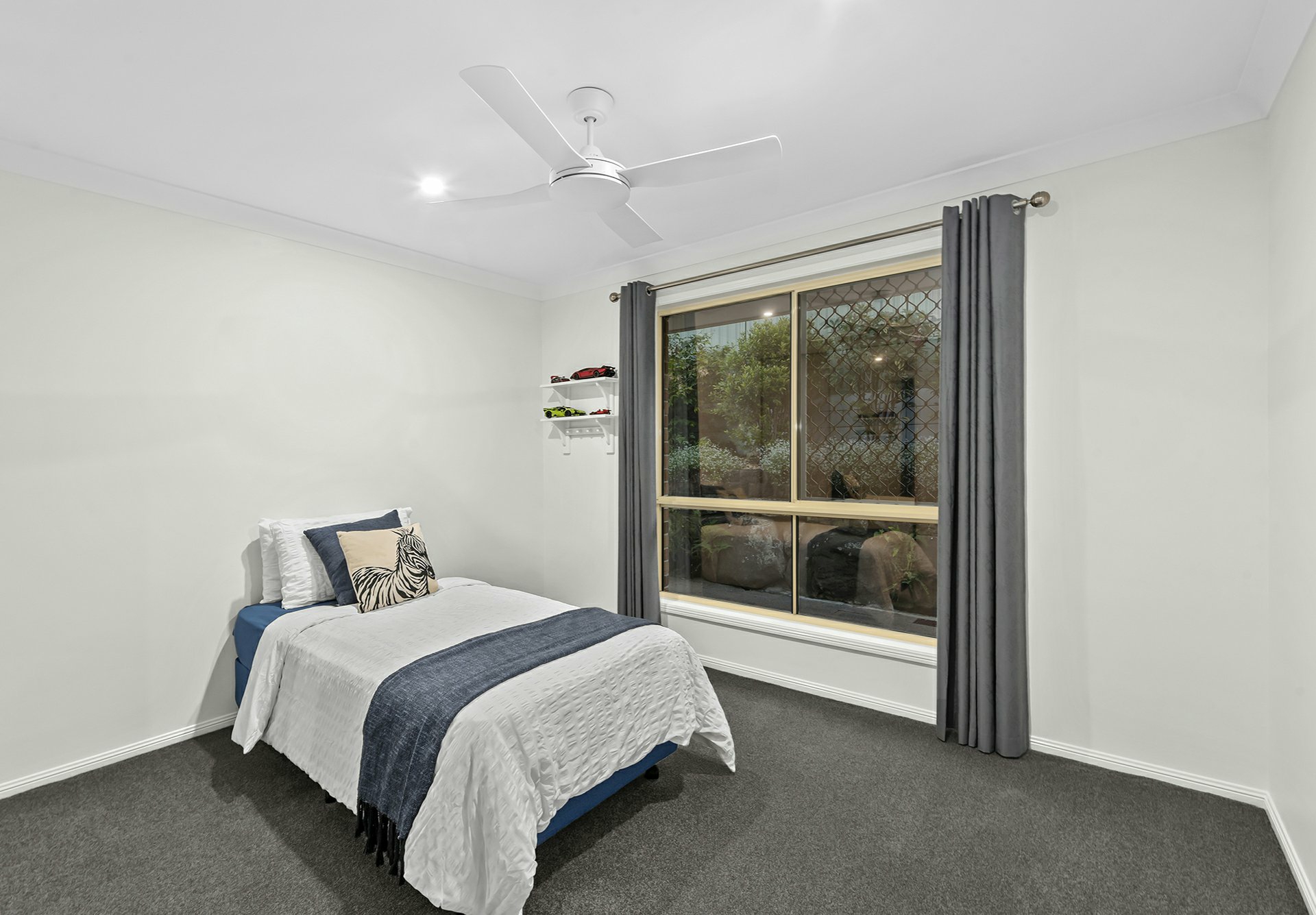 10 Kensington Place, WISHART