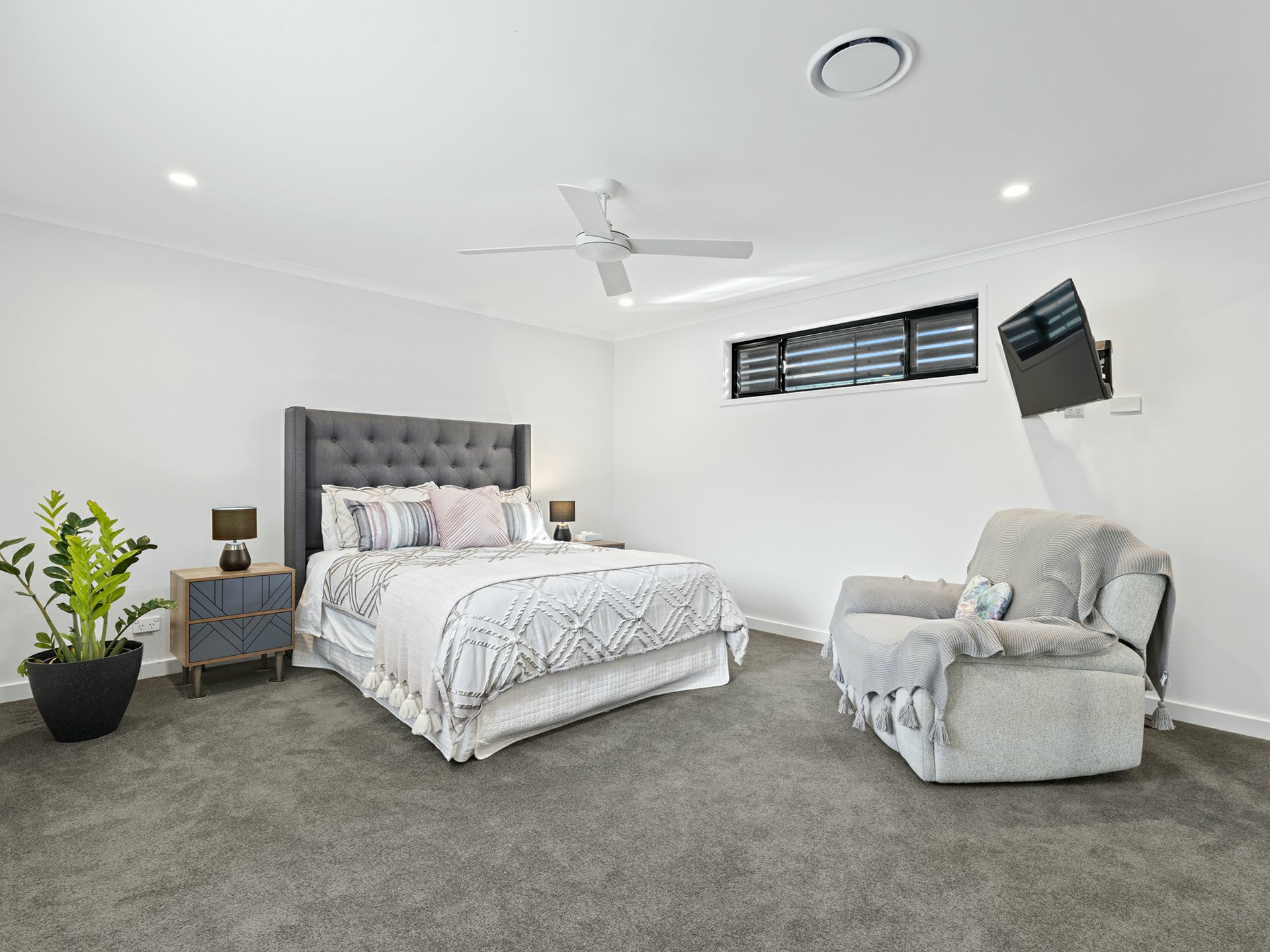 11 Kernow Street, ROBERTSON