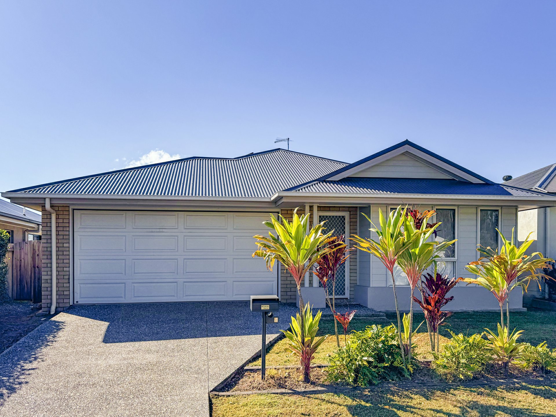 Deebing Heights, 4306