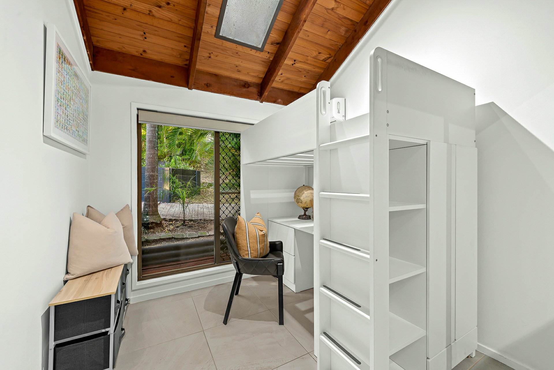 3 Knox Court, ROCHEDALE SOUTH