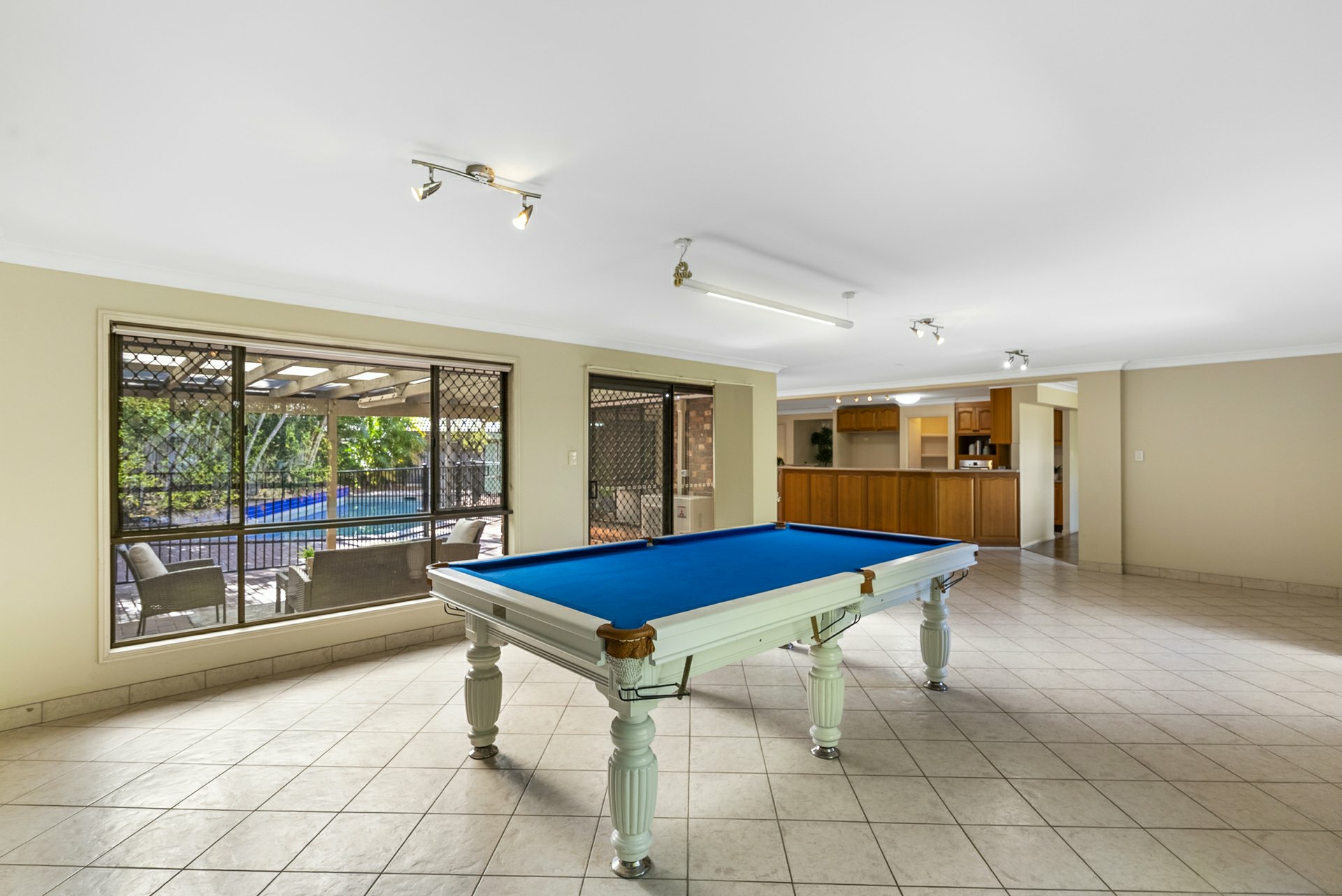 4 Kensington Place, WISHART
