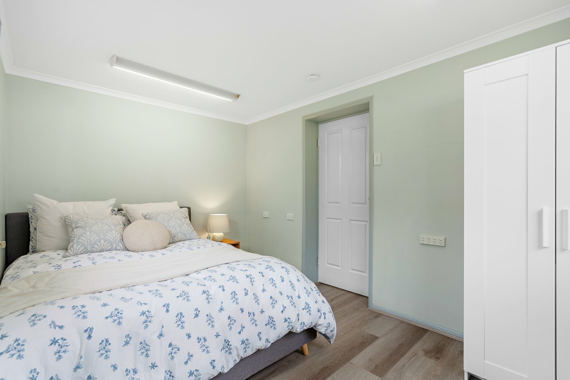 19 Jacqueline Avenue, SPRINGWOOD