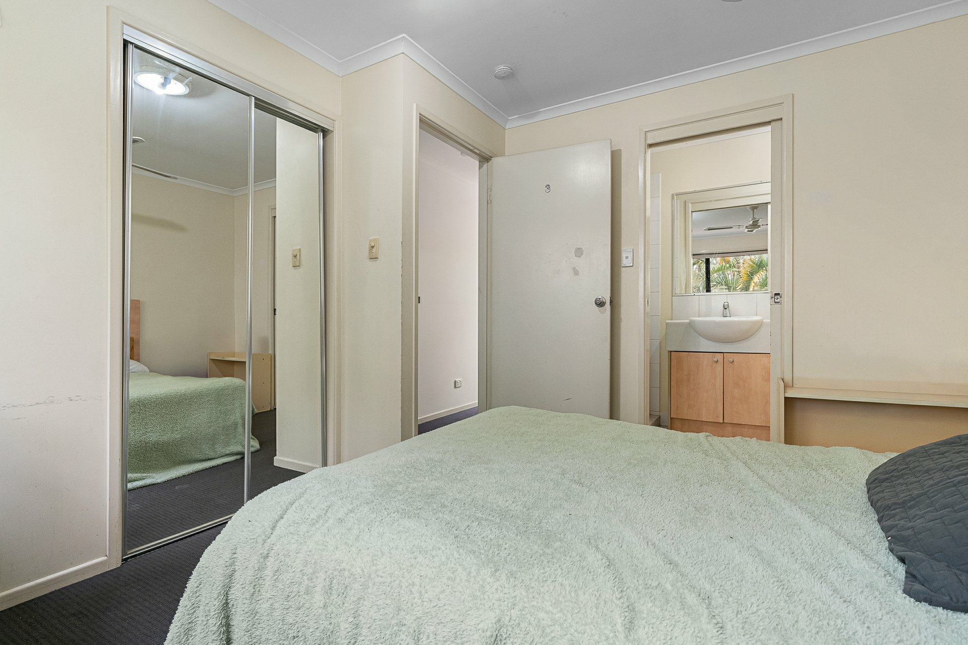 50/45 Barrett Street, ROBERTSON