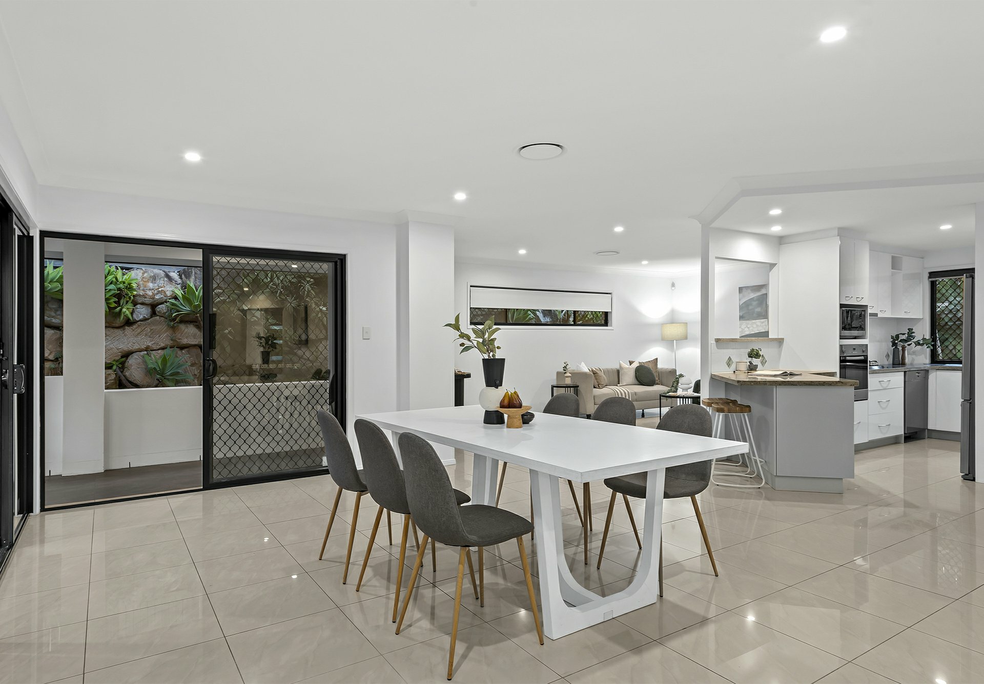 42 Appleton Street, CARINDALE
