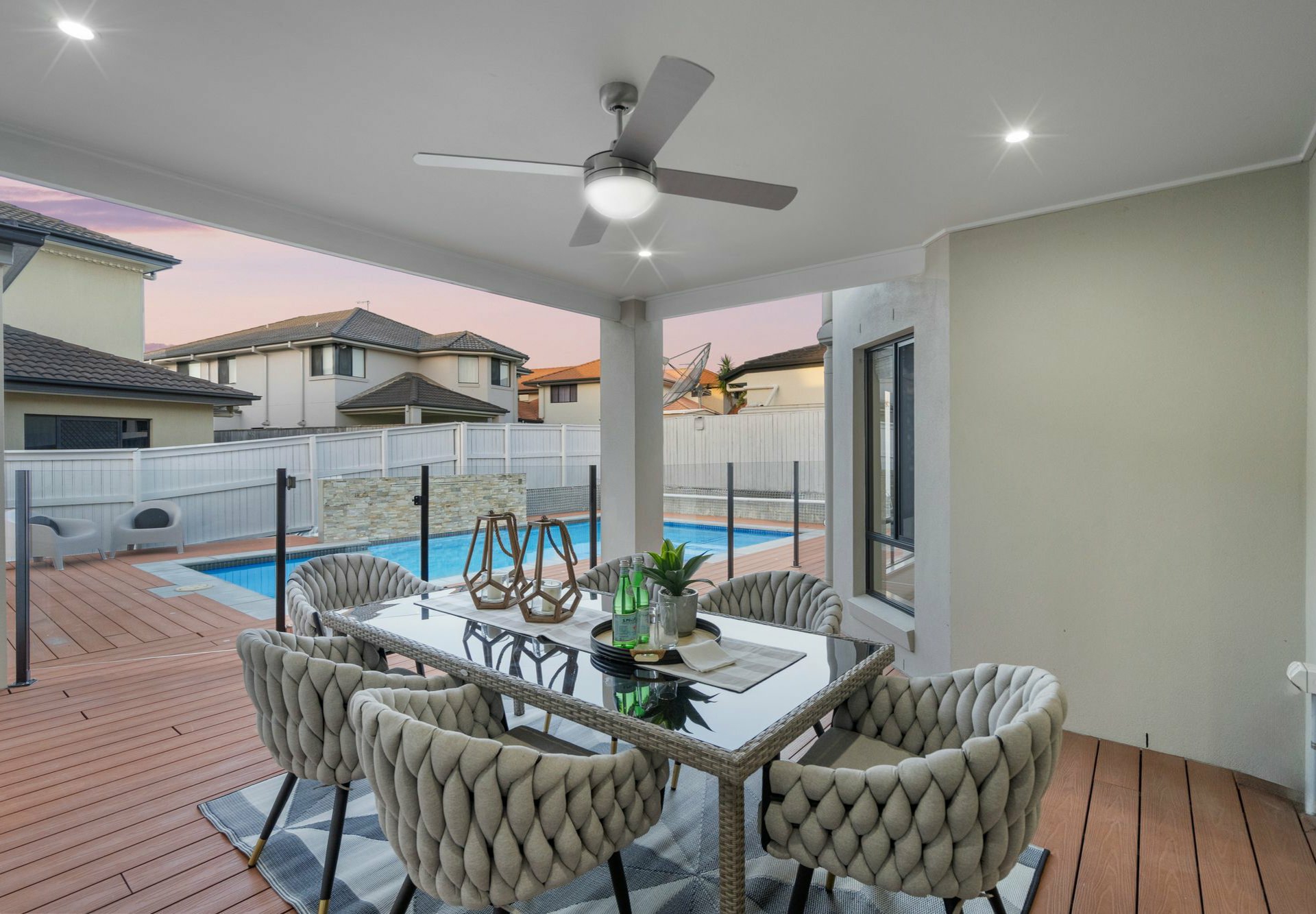 2 Snowbell Close — photo 14 of 25