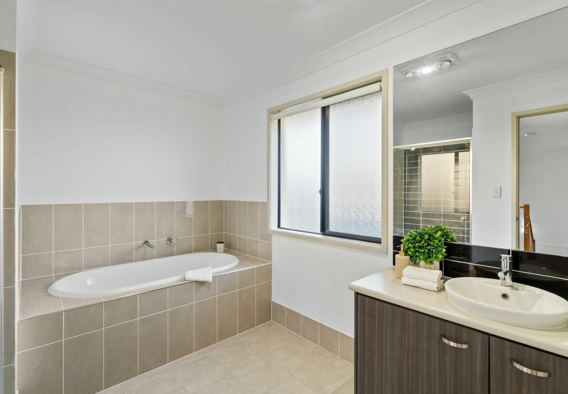 2 Snowbell Close — photo 19 of 25
