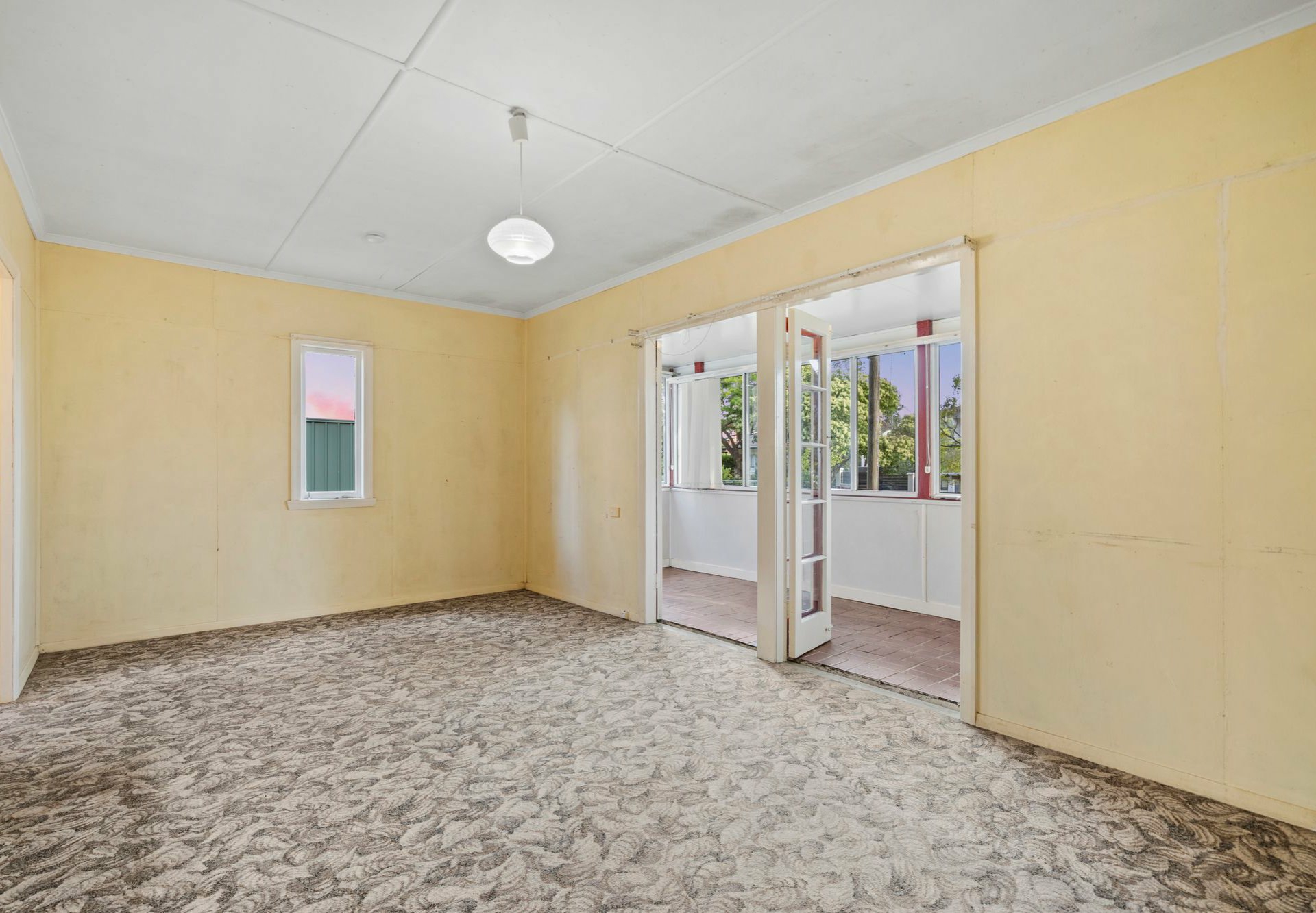 22 Everest Street — photo 9 of 25