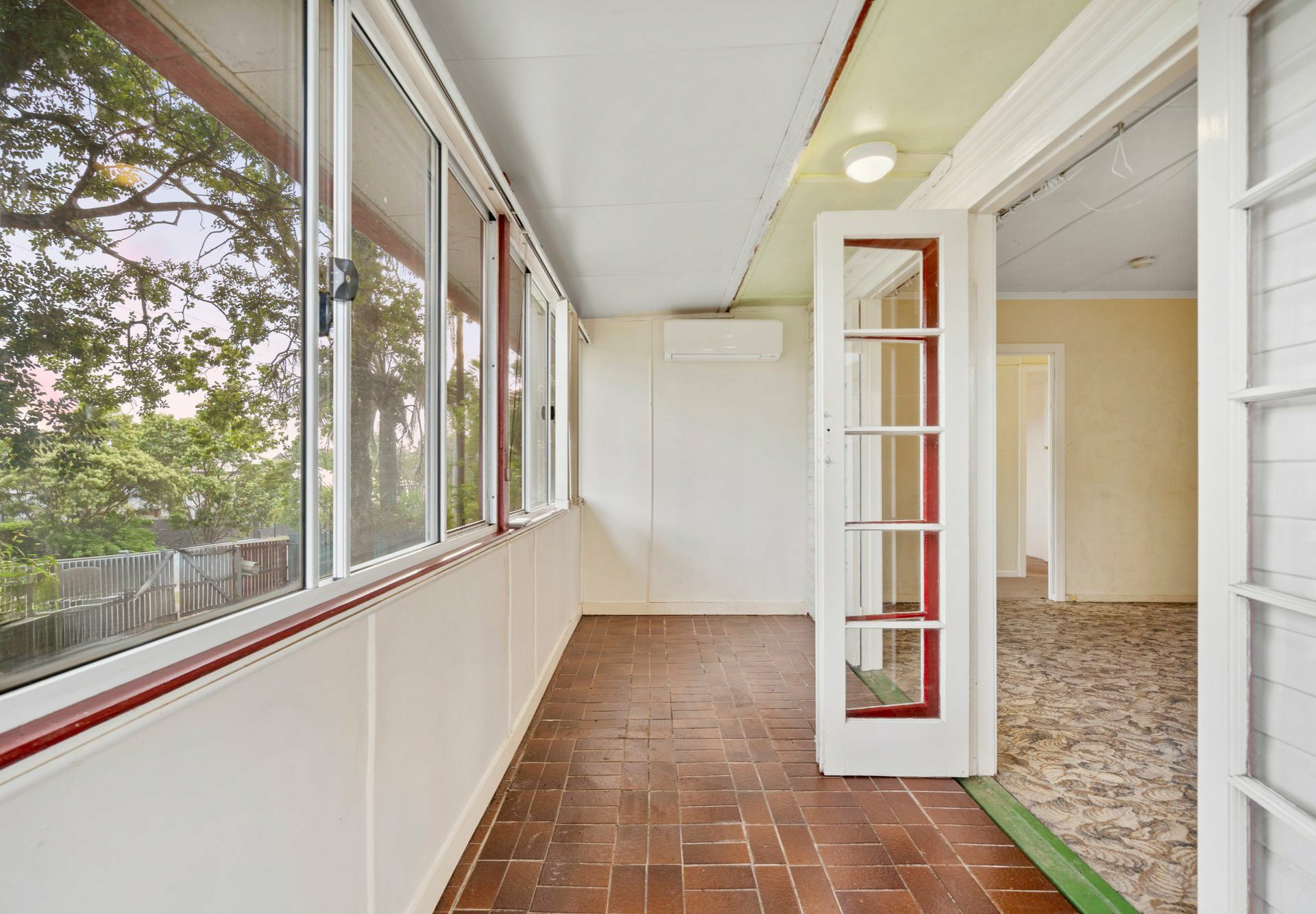 22 Everest Street — photo 10 of 25