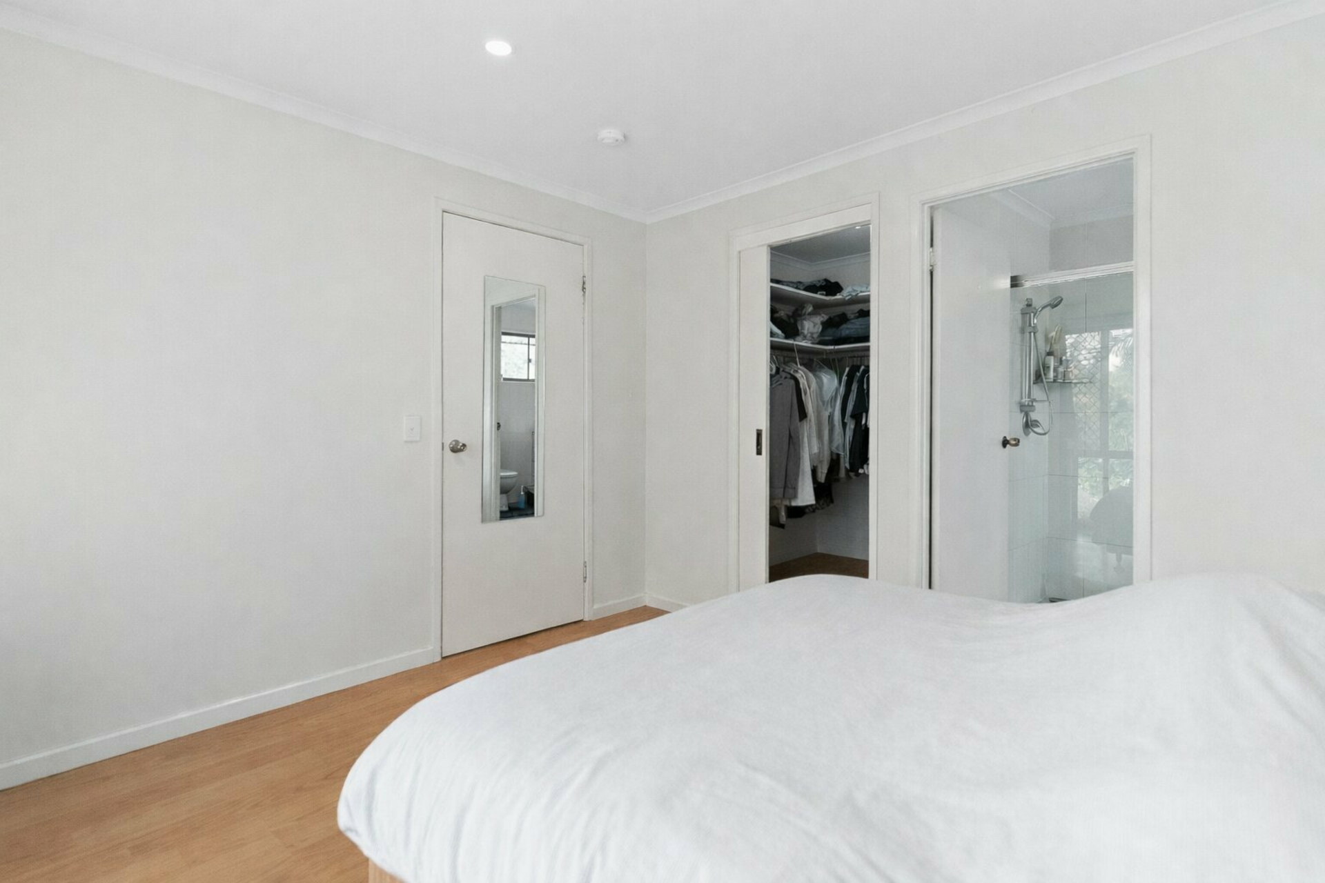 17 Hellawell Road — photo 4 of 25