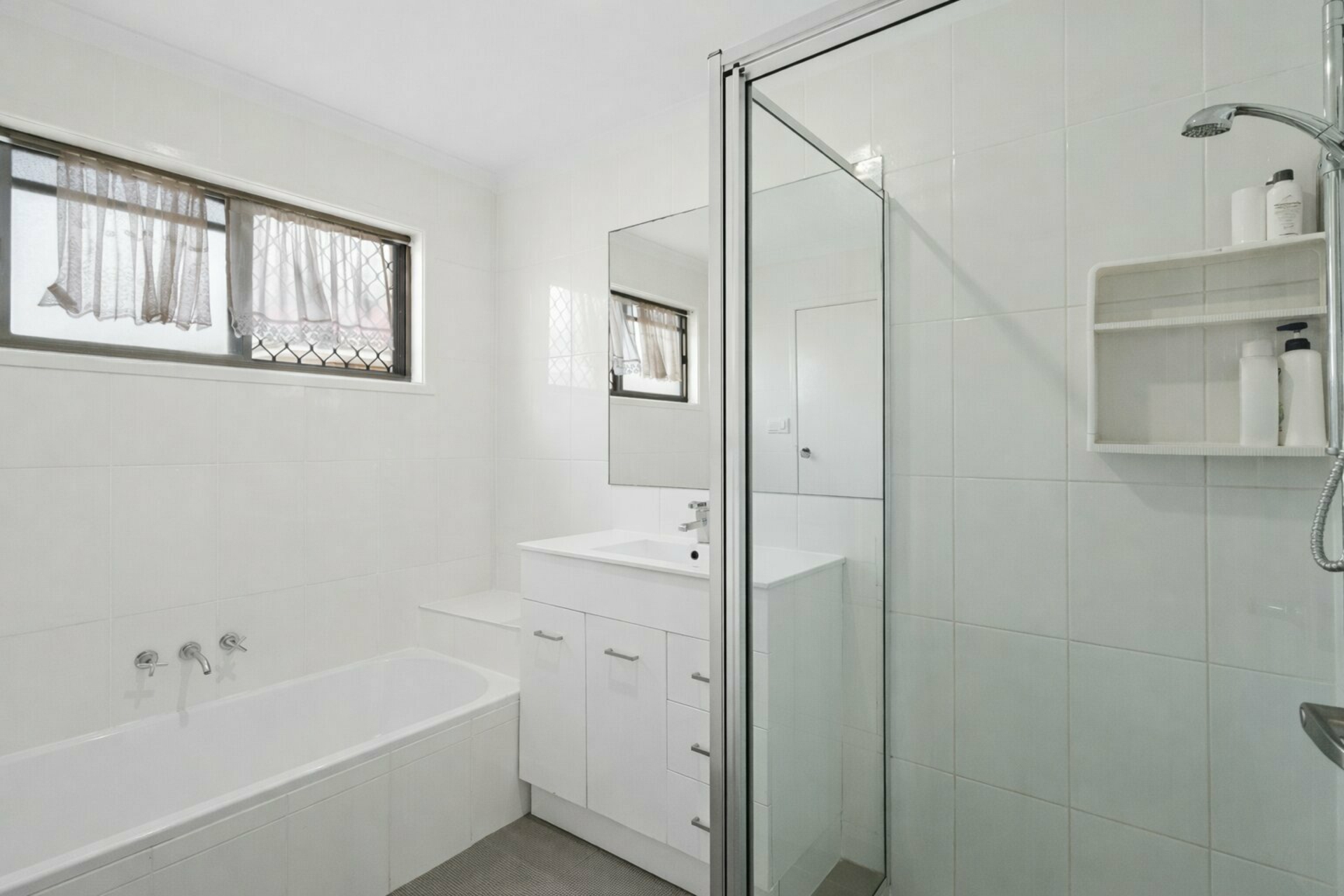 17 Hellawell Road — photo 12 of 25