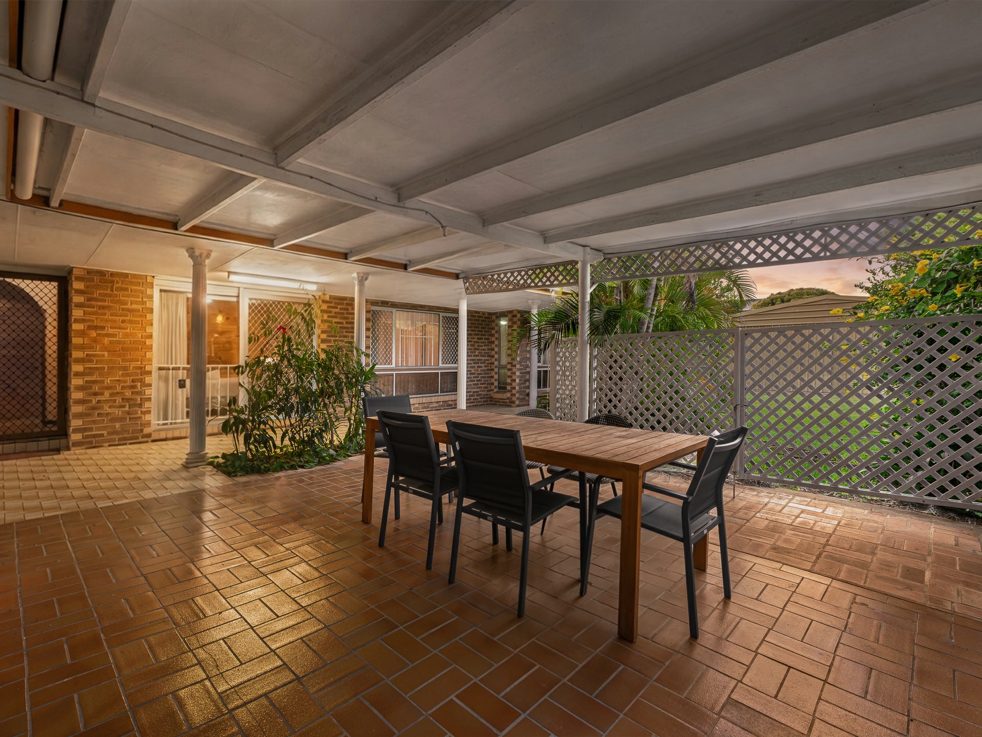 27 Devenish Street — photo 7 of 25