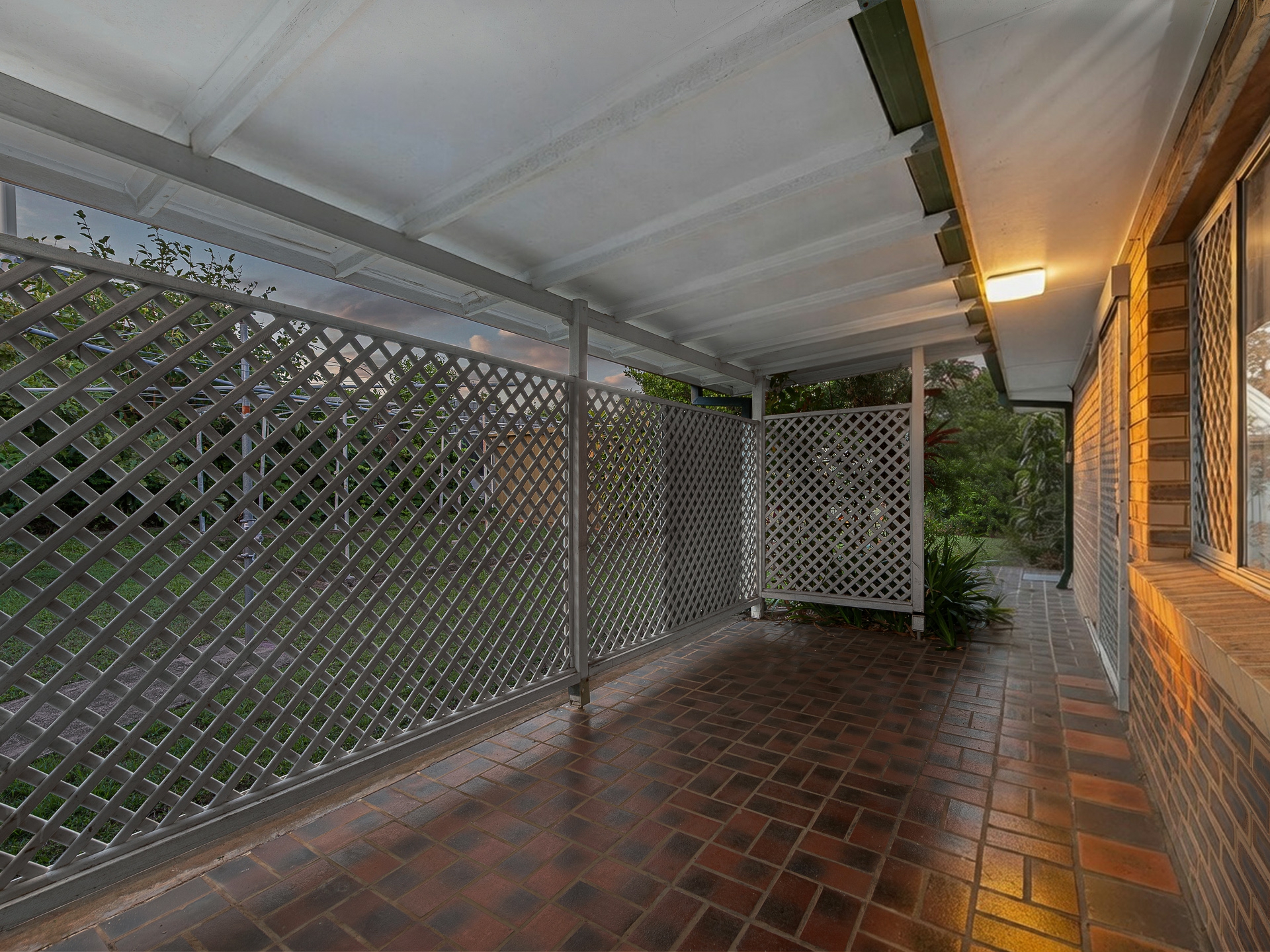 27 Devenish Street — photo 22 of 25