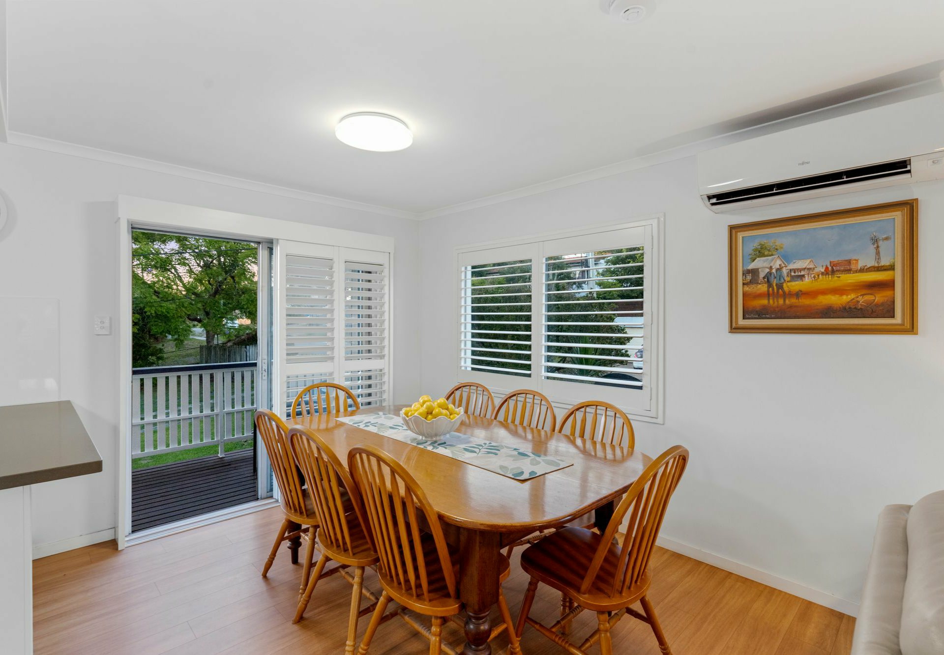 16 Diana Street — photo 6 of 24